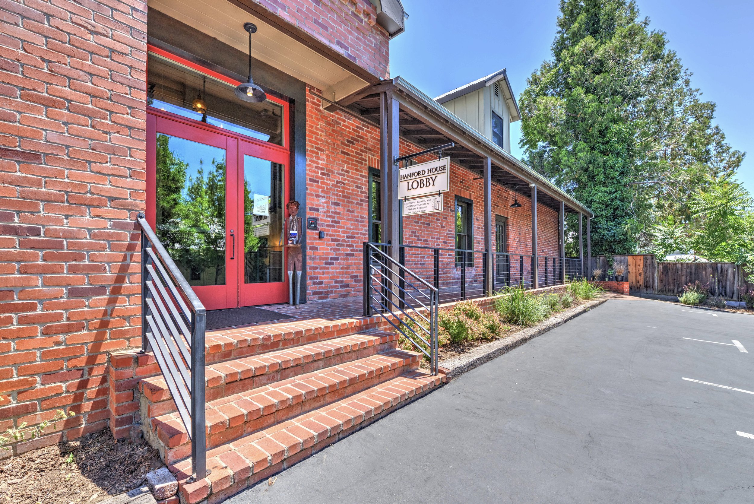 The Hanford House Sutter Creek
