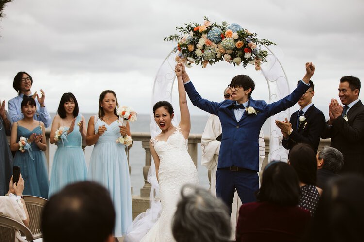 La+Petite+Photo+Neighborhood+Church+Palos+Verdes+Ceremony+Kiss+2.jpg