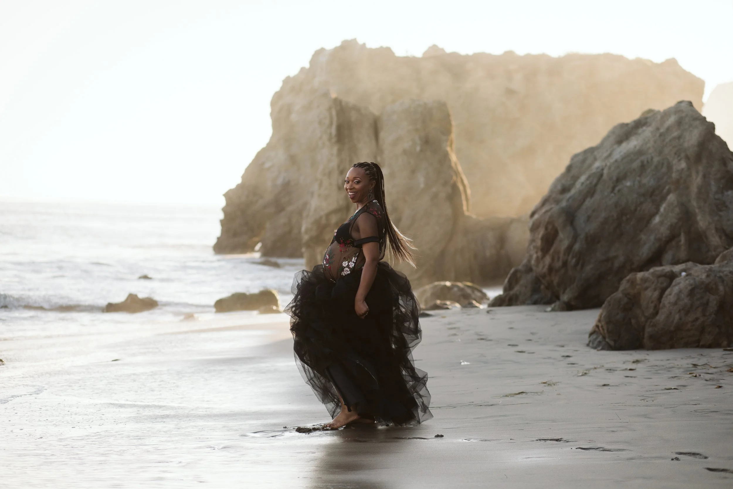 La Petite Photo Orange County Beach Family Maternity Pregnancy Photo