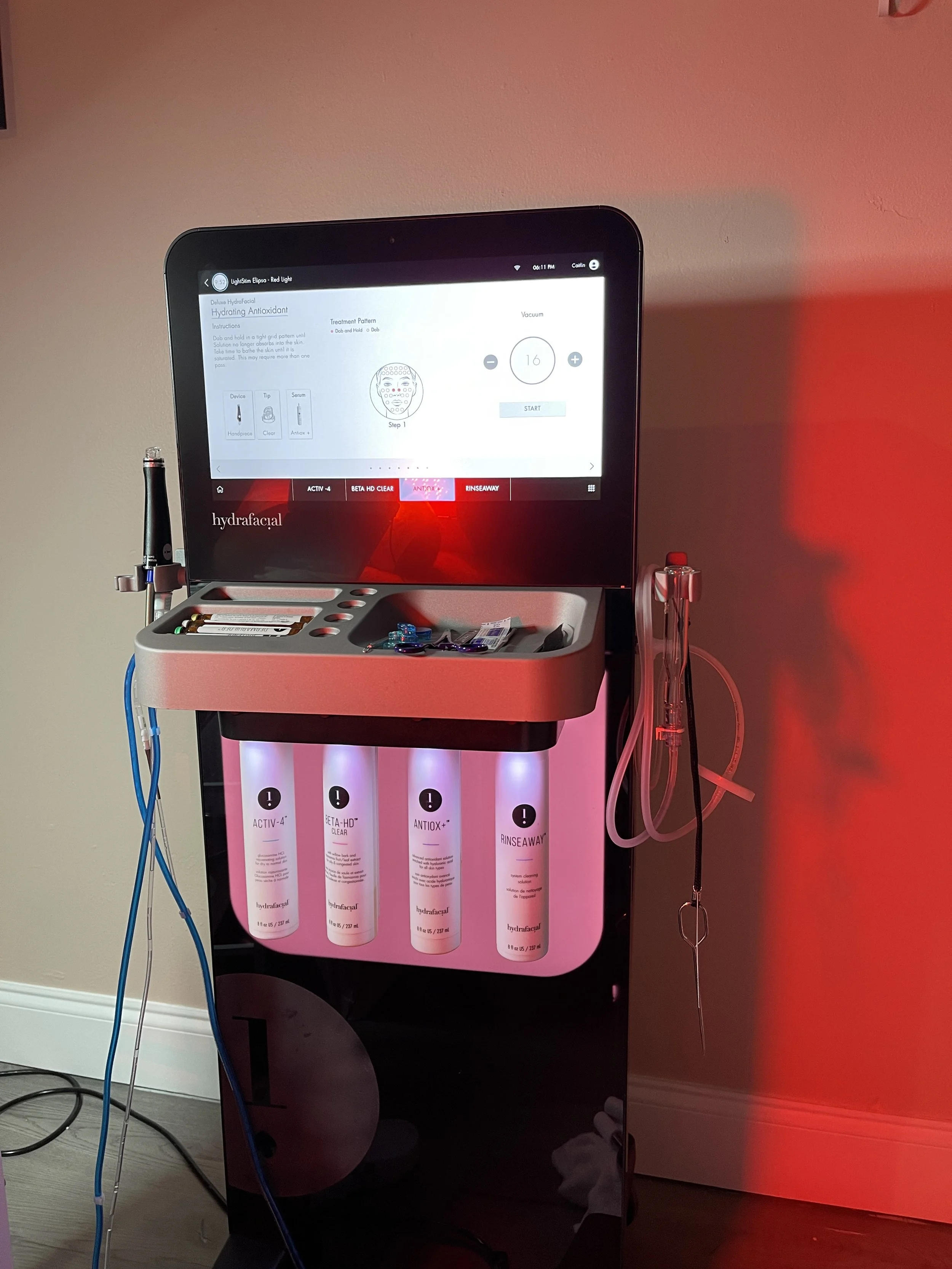 HydraFacial in Orlando, FL: The Secret to Healthy, Glowing Skin at So Pretty Beauty Bar