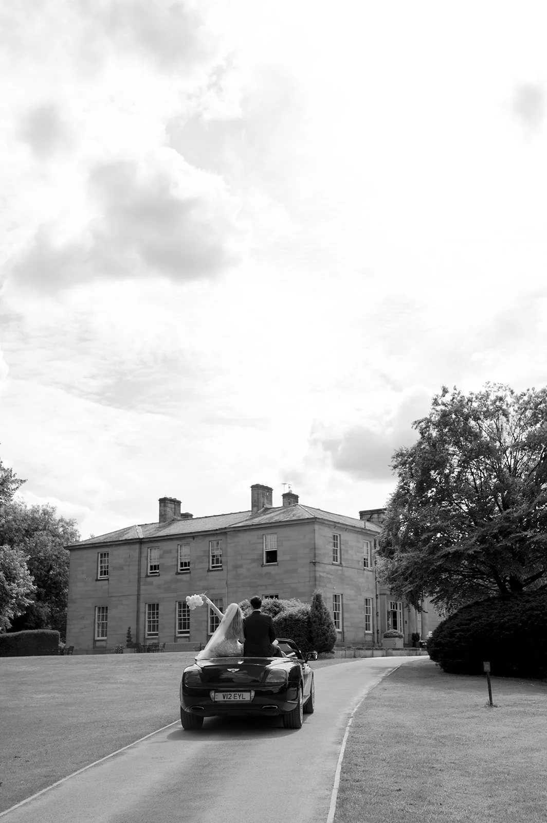 Saltmarshe Hall Wedding Flowers