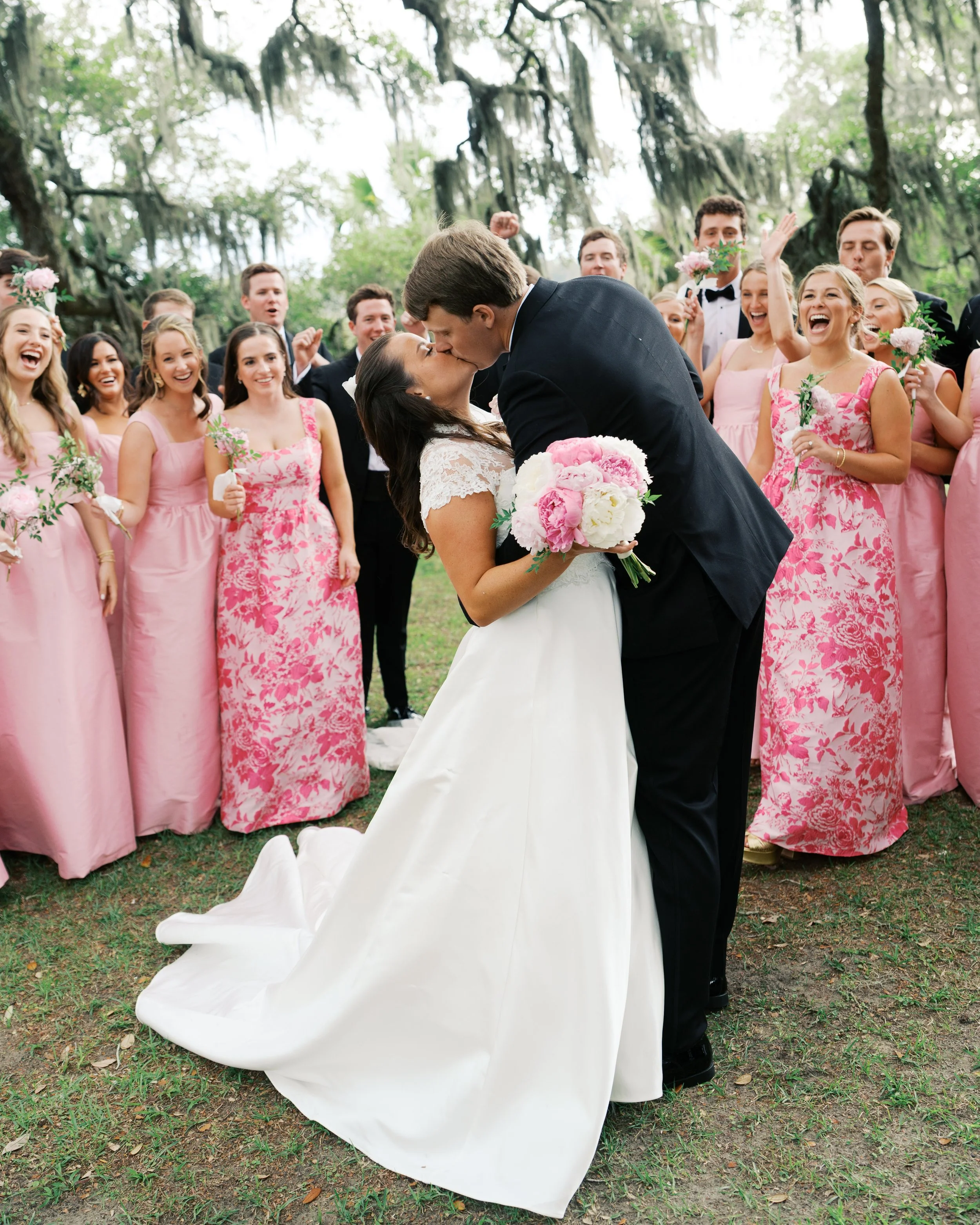 WeddingPartyVanhorn-SamanthaJeanBecker-025.jpg