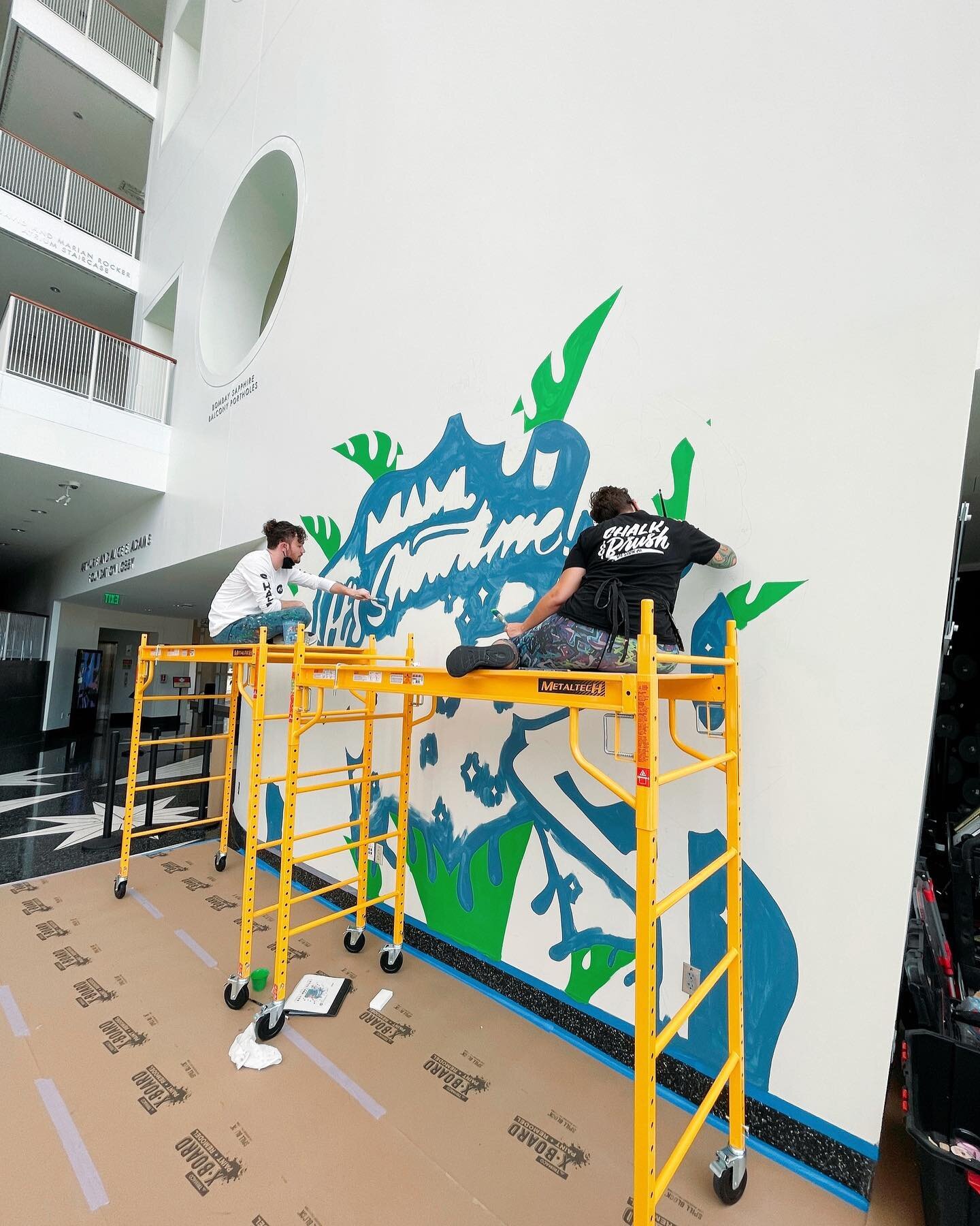 Looking back at our first mural for the @arshtcenter located in the Opera House. Have you been able to see it? #mural #miamimurals #art #painting #handpainted #interactivemural