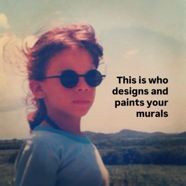 With a little help from her friends 😋