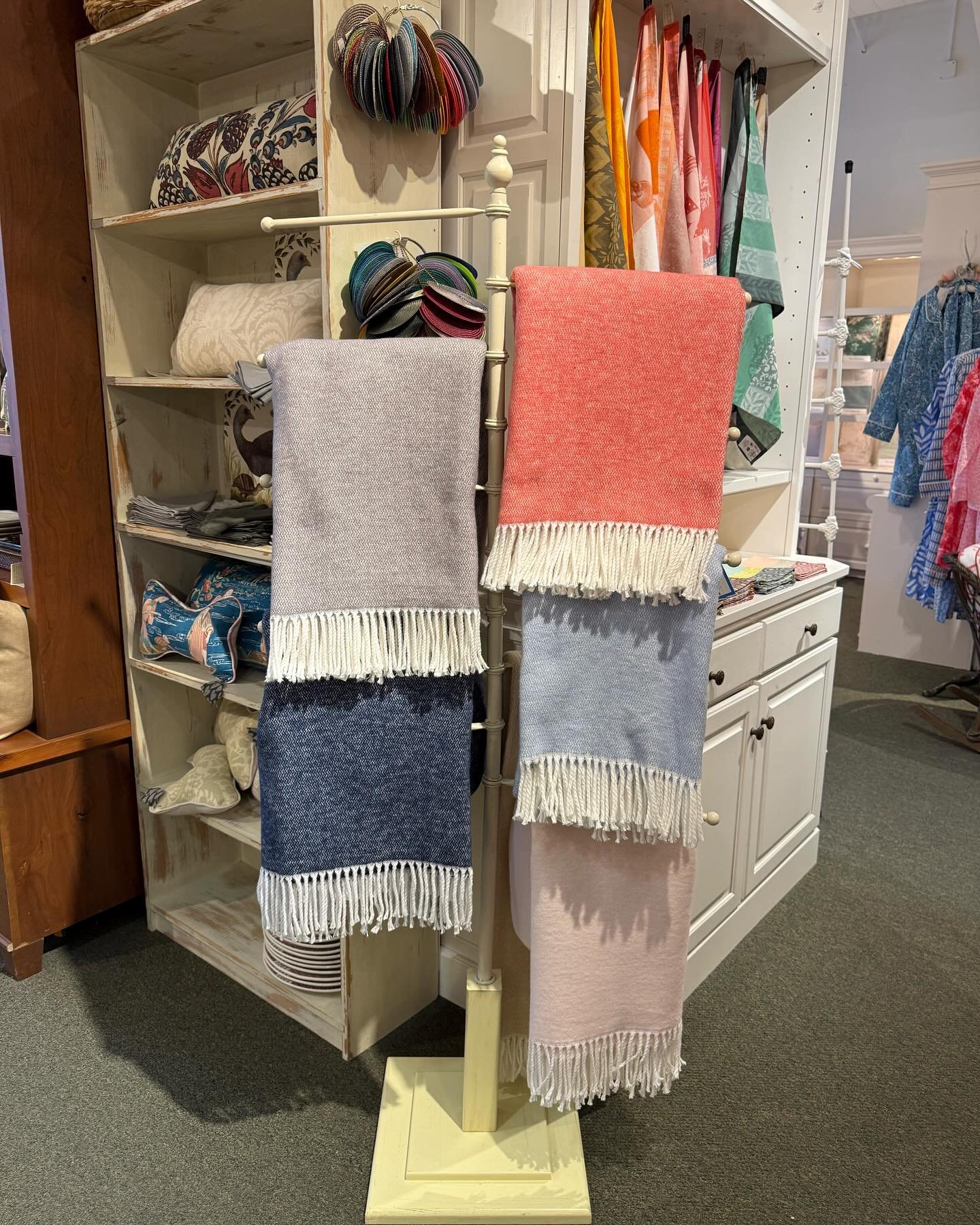 🥶 Warm up with these lovely wool throws. @princeofscots1 #pastbasketmilwaukee #woolthrows #blankets #shopsmall #mke #414milwaukee