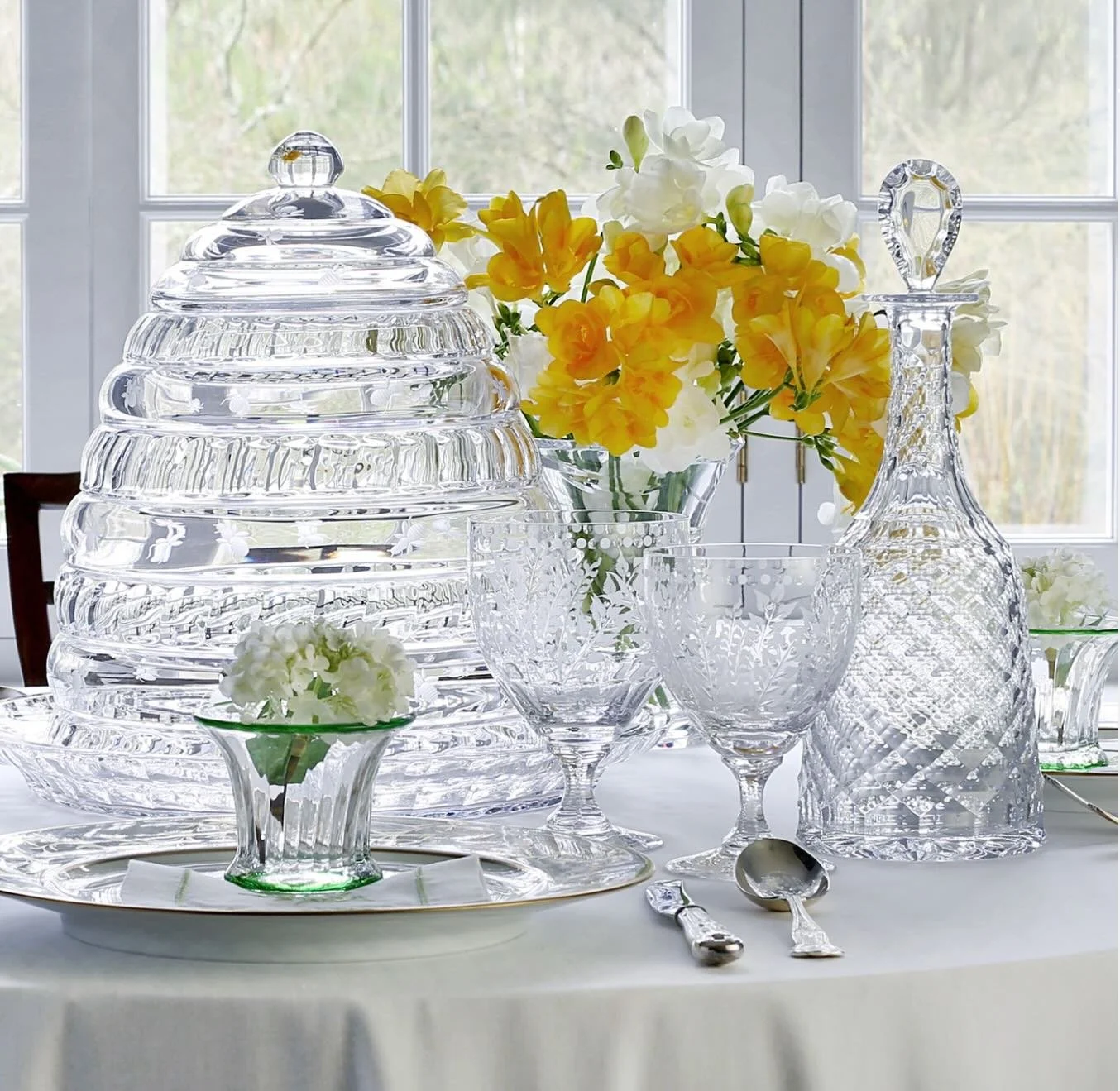 SPOTLIGHT: William Yeoward Crystal. This is a partnership we are so very excited about and cannot wait to show you! As one of the best Crystal and Glass companies straight out of the UK, we are thrilled to be able to bring a little English flair to o