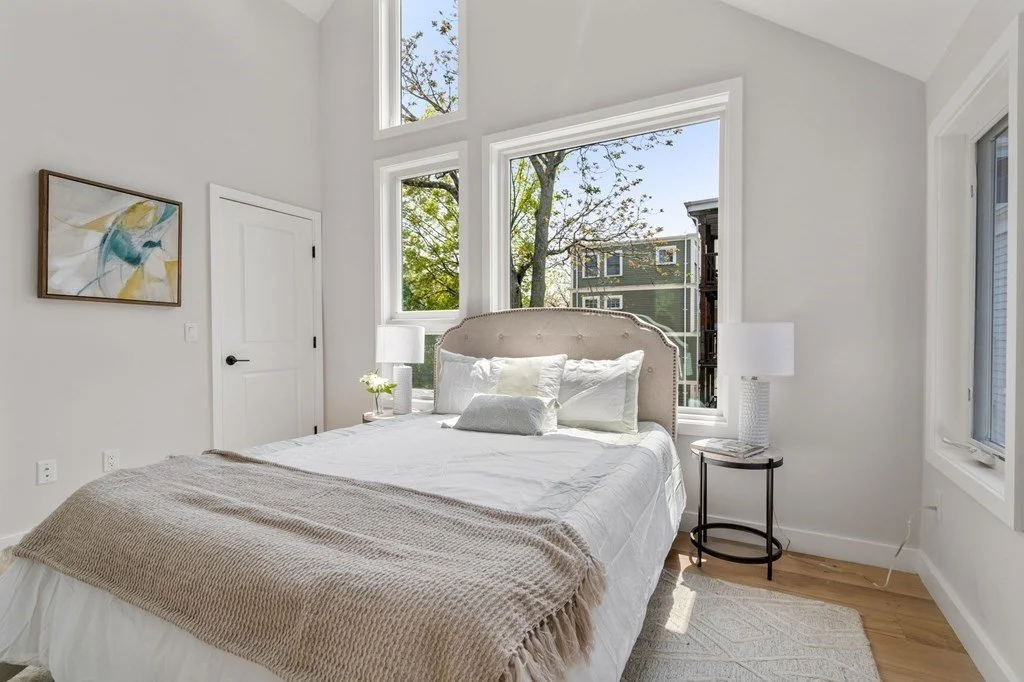 bedroom _112_hampshire_residential_project_anderson_porter_design.jpg