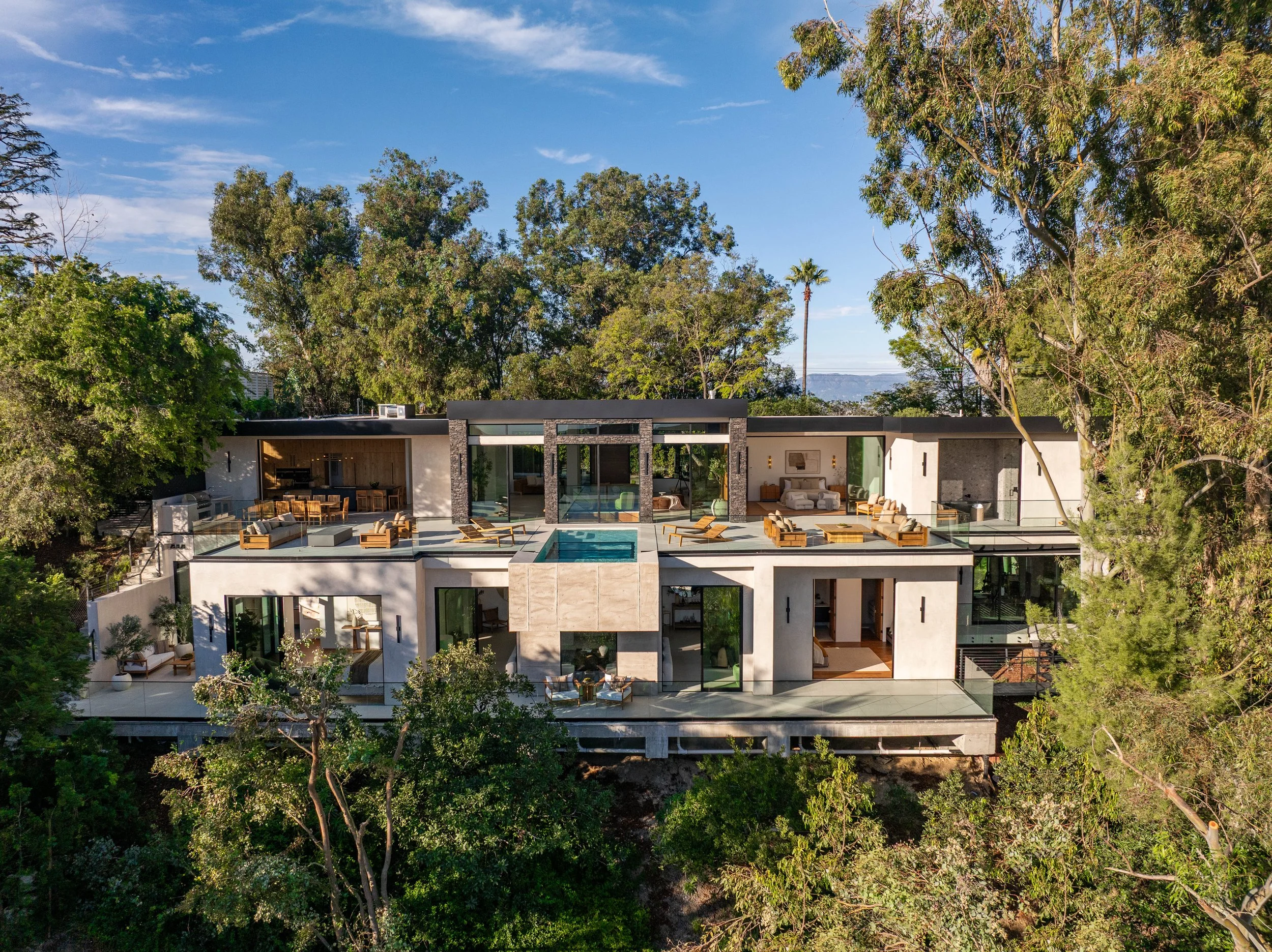 12752 Mulholland Dr-85-MLS.edited2.jpg