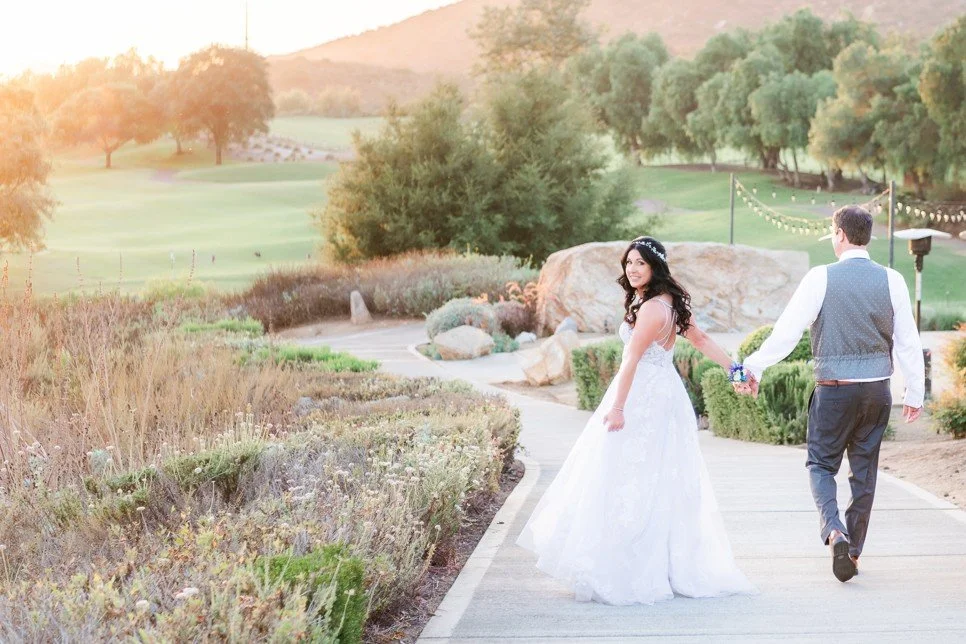 WEDDING PHOTOGRAPHER