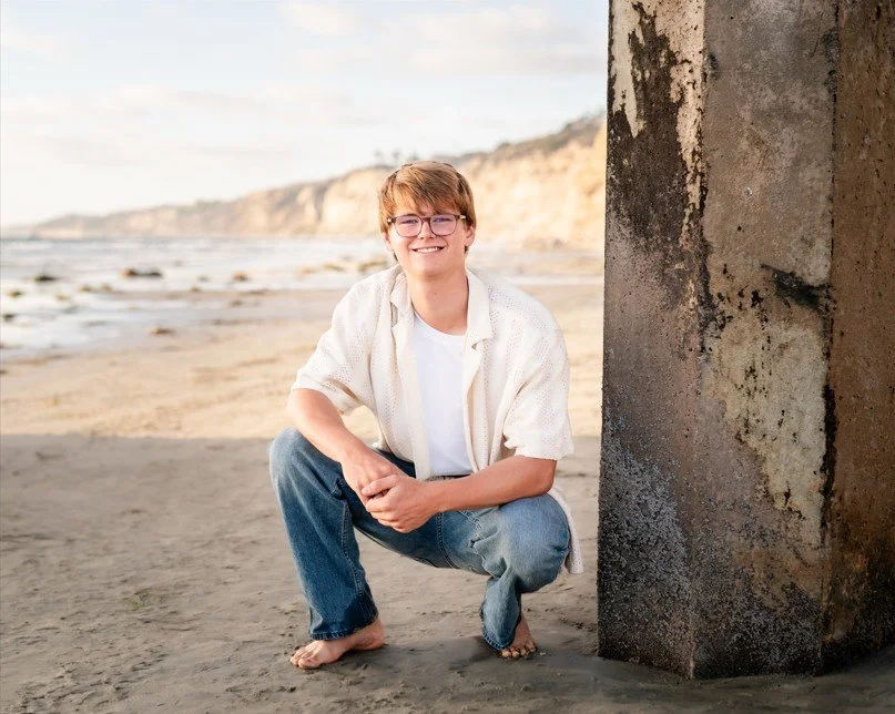 SENIOR BEACH PHOTOGRAPHER