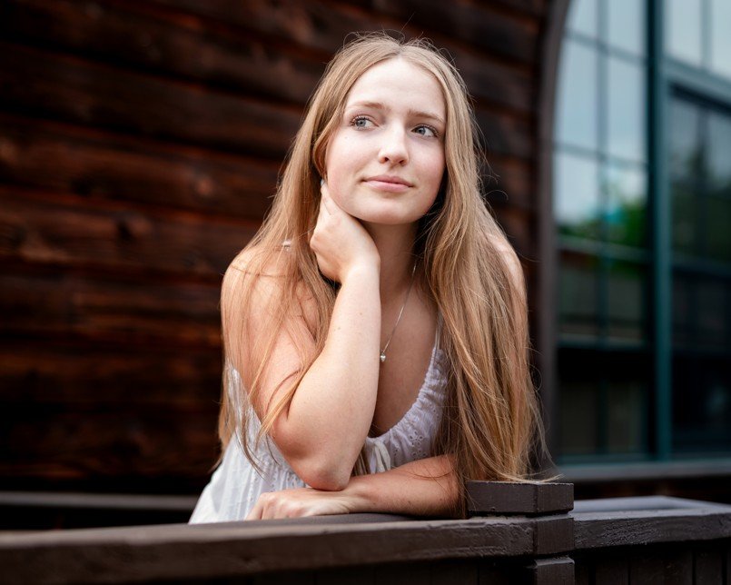 senior photographer