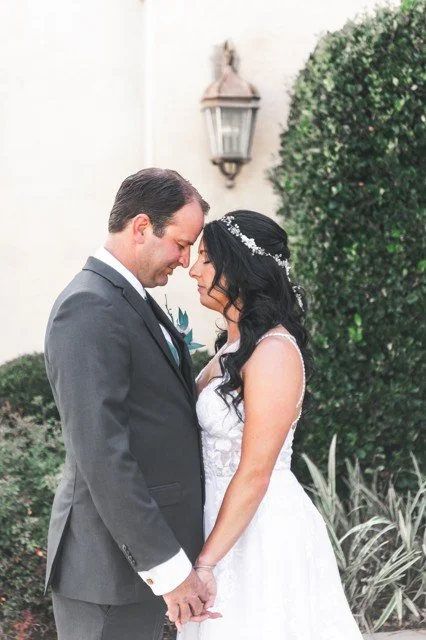 WEDDING PHOTOGRAPHER