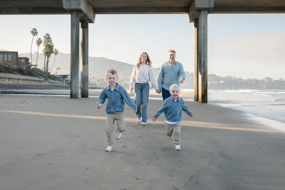 FAMILY BEACH PHOTOGRAPHER