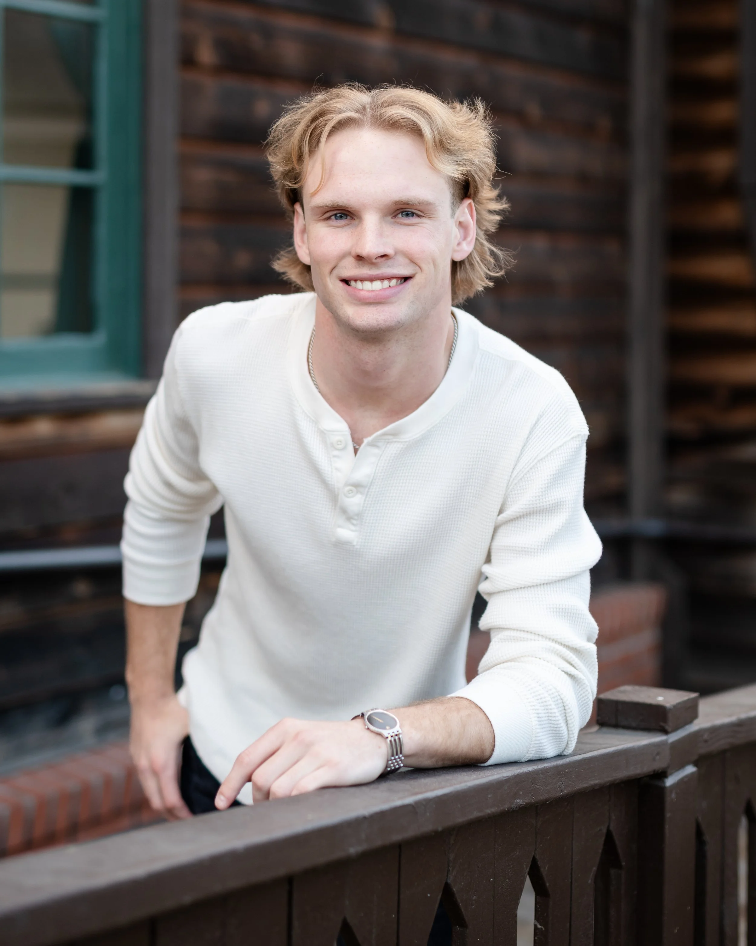 Senior Portraits Photographer Near Me