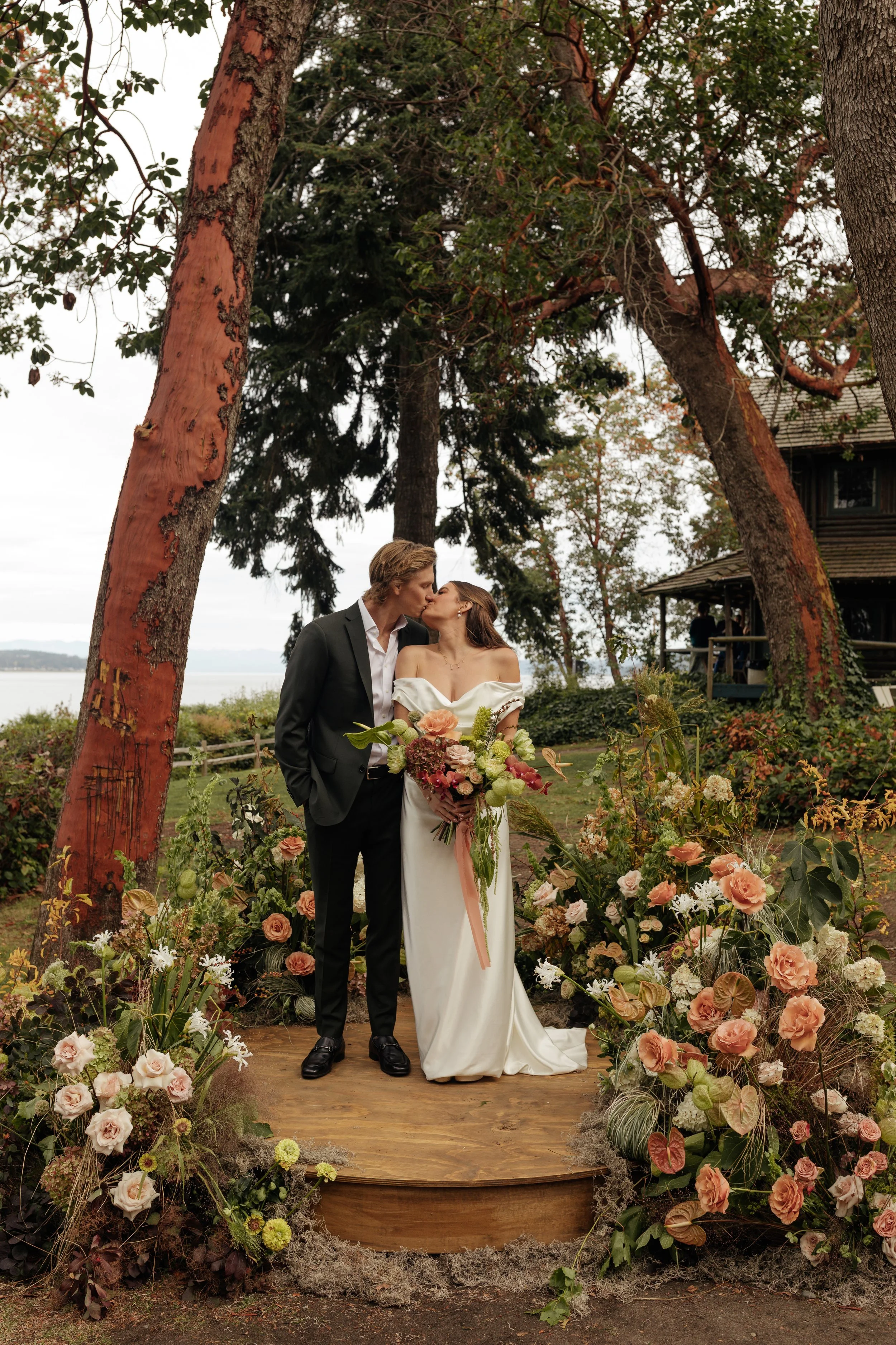 Jordan + Kai_Captain_Whidbey_Wedding_0124.jpg