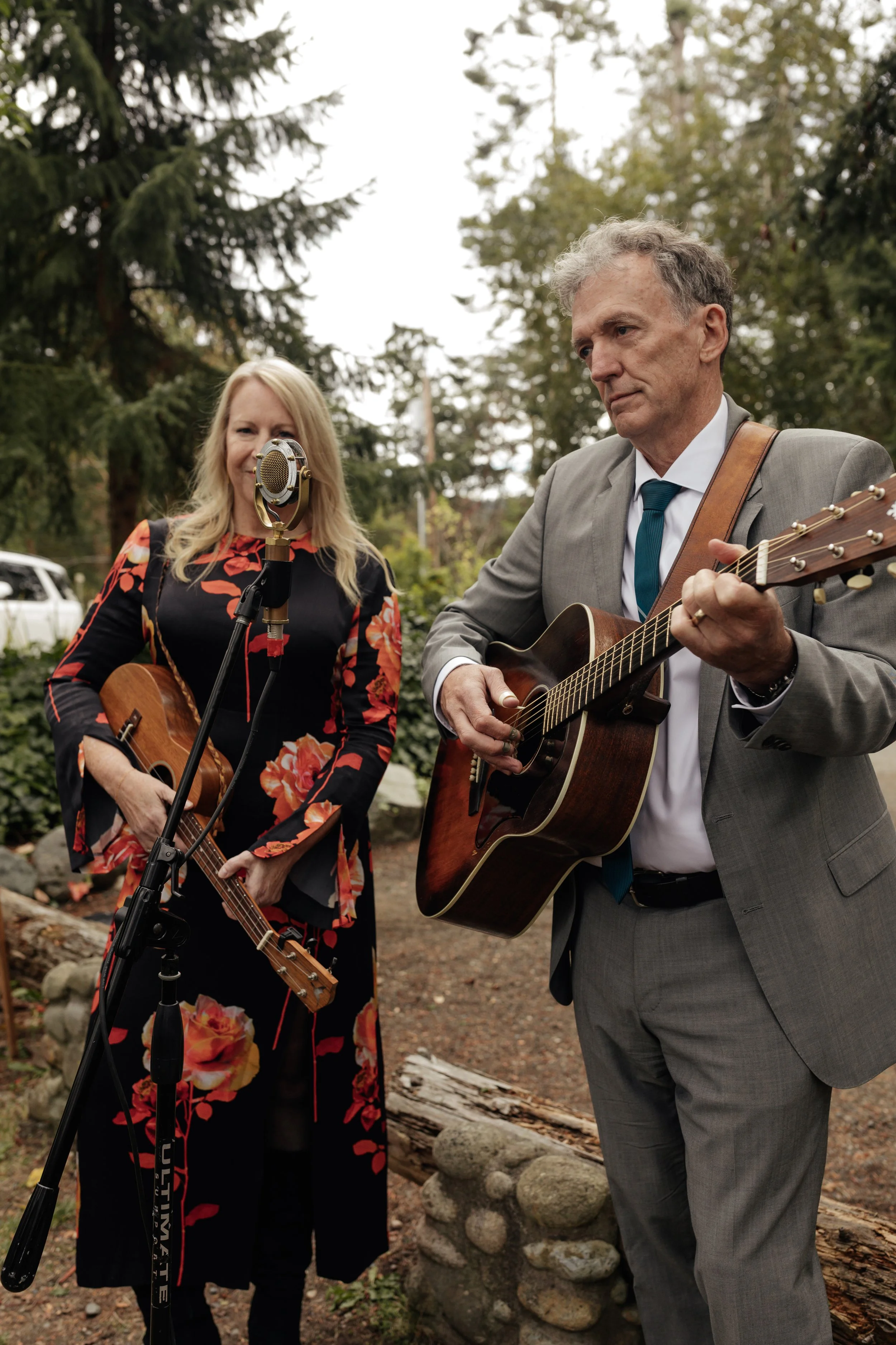 Jordan + Kai_Captain_Whidbey_Wedding_0159.jpg