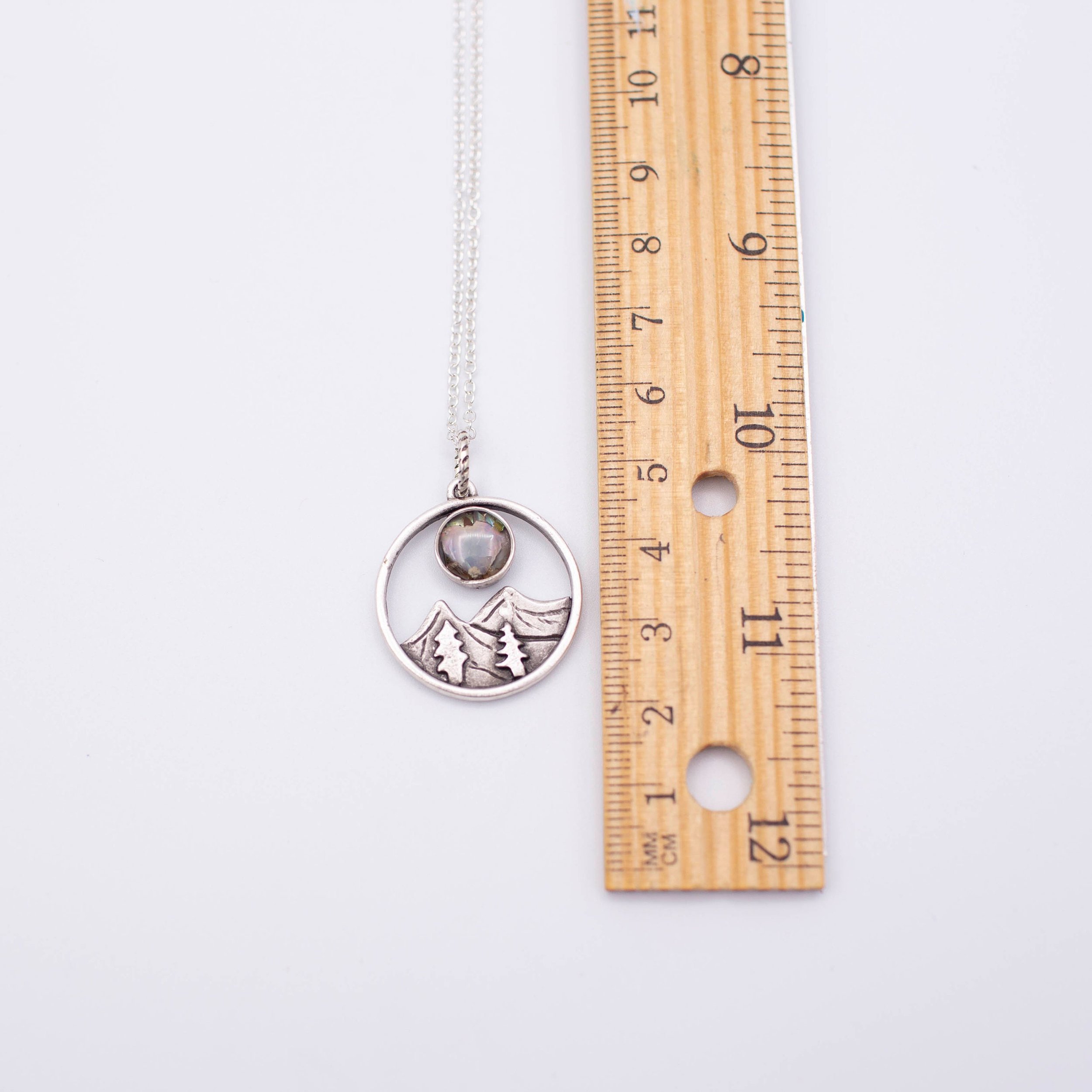 https://i.etsystatic.com/5989285/r/il/df30a3/3840805685/il_fullxfull.3840805685_ix1r.jpg