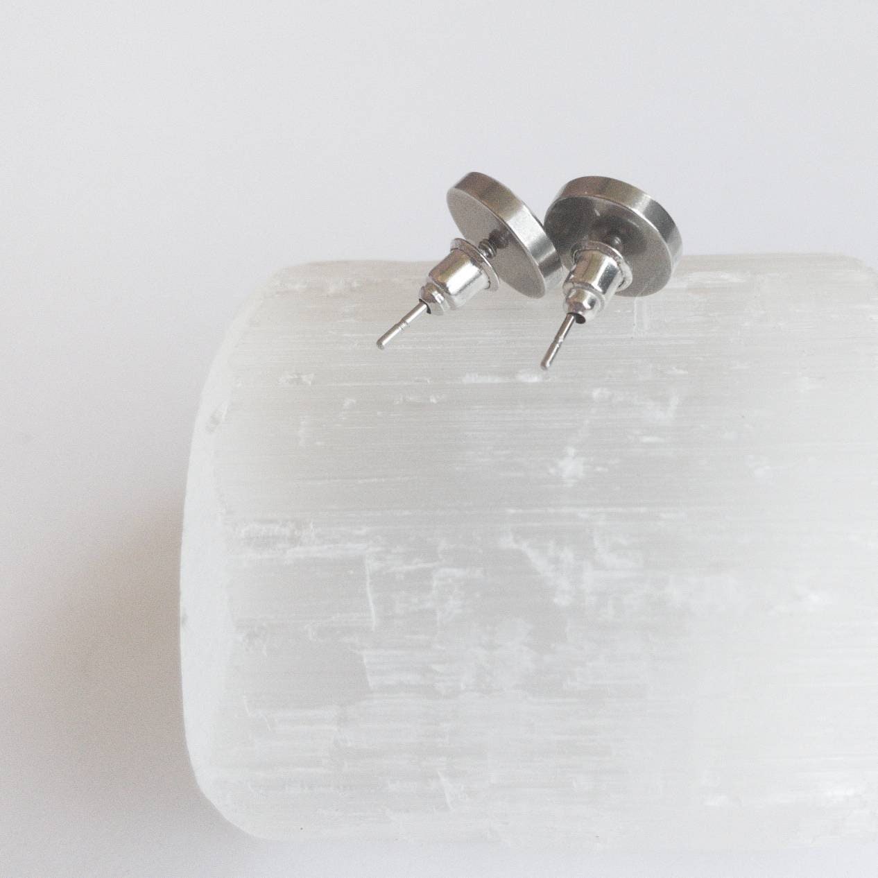https://i.etsystatic.com/5989285/r/il/628861/2456800743/il_fullxfull.2456800743_ju2v.jpg