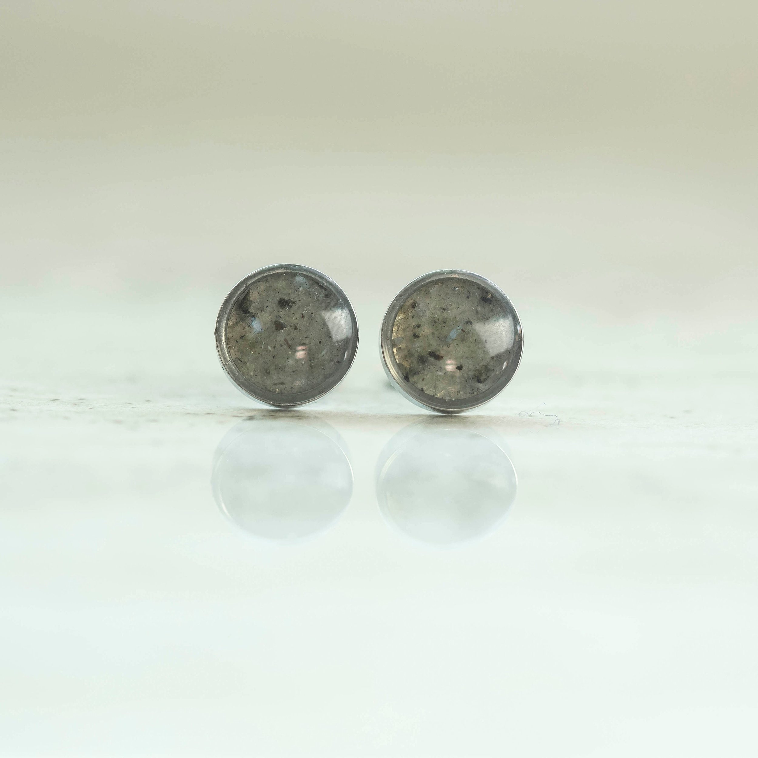 https://i.etsystatic.com/5989285/r/il/335055/2920018972/il_fullxfull.2920018972_3nwr.jpg