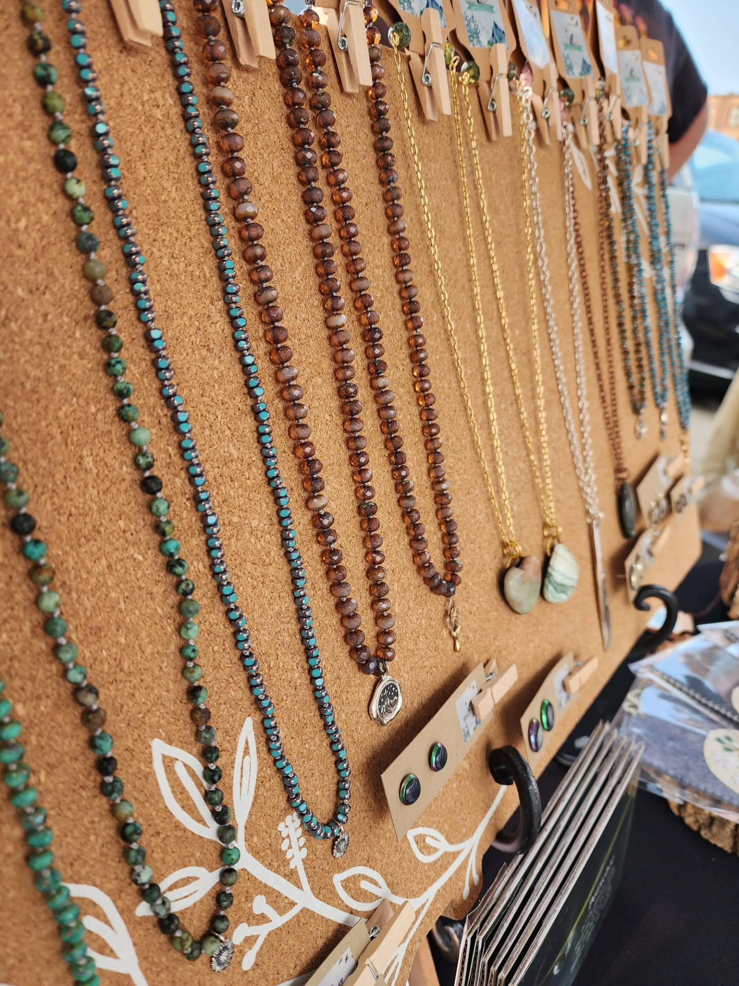 Come visit me today at @farmersmarketmanhattanks today from 8am-1pm ❤️