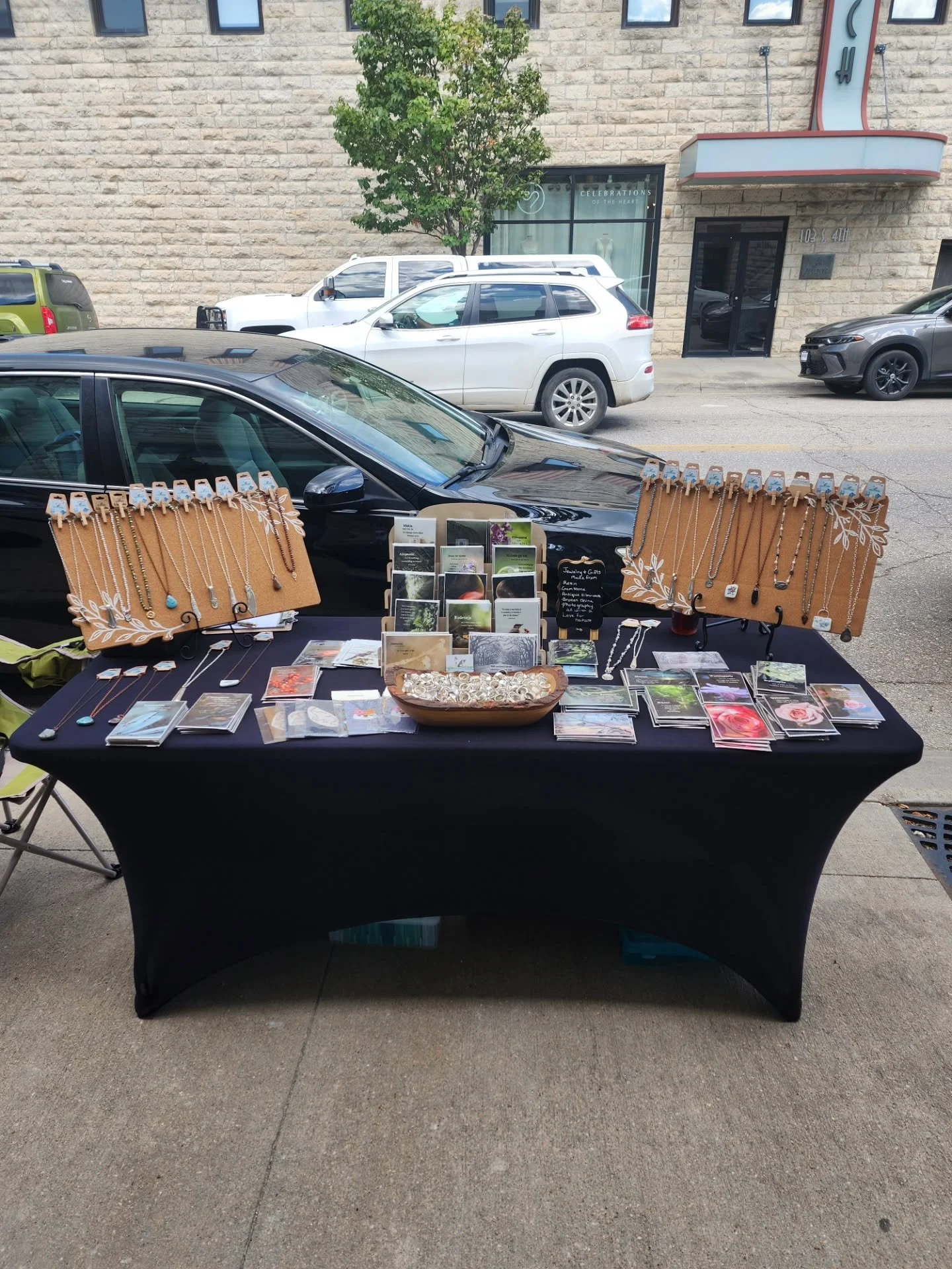 Im at @downtownmhk 3rd Thursdays tonight until 8om 😊 come by and say hello
