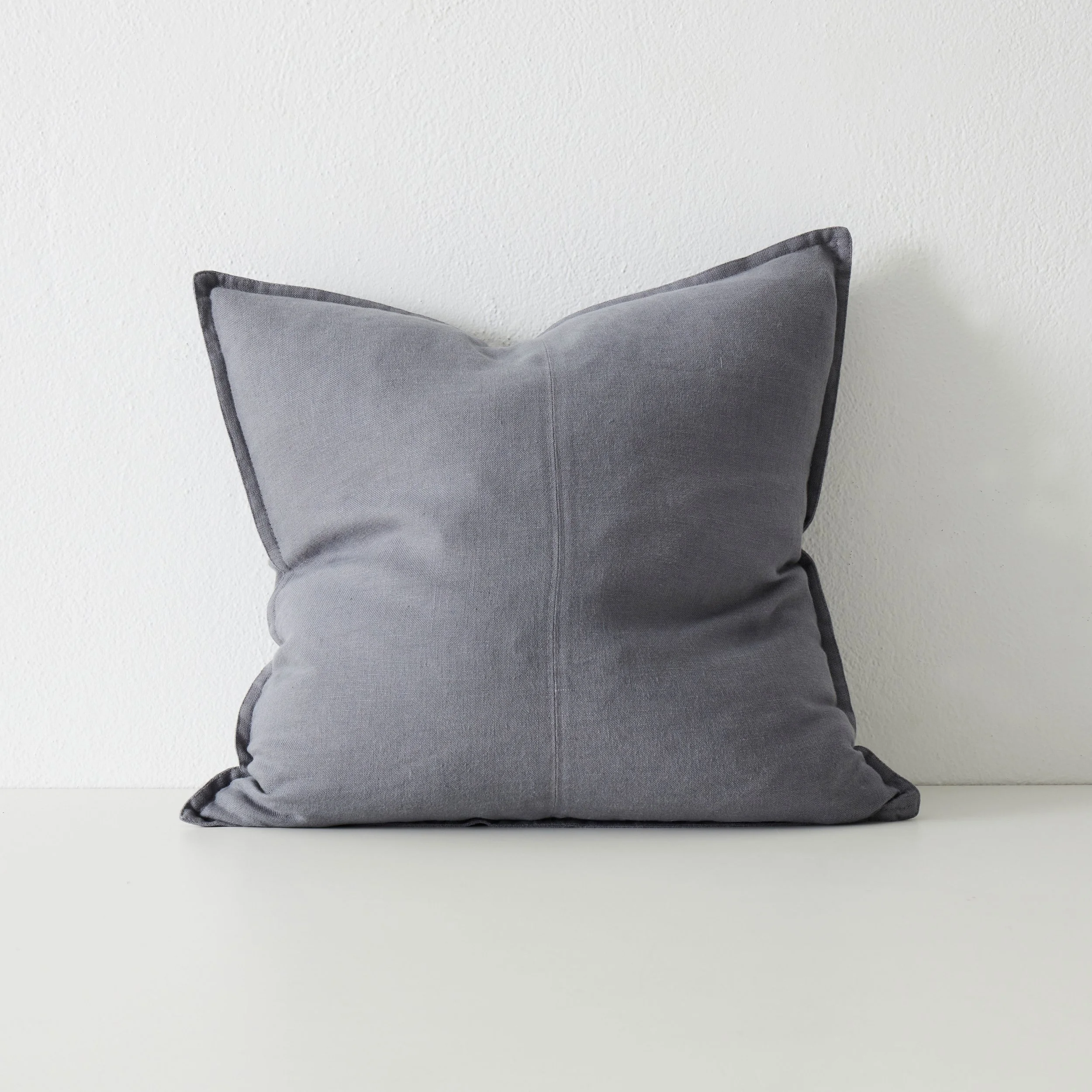 Como-cushion-50x50-weave-smoke.jpg