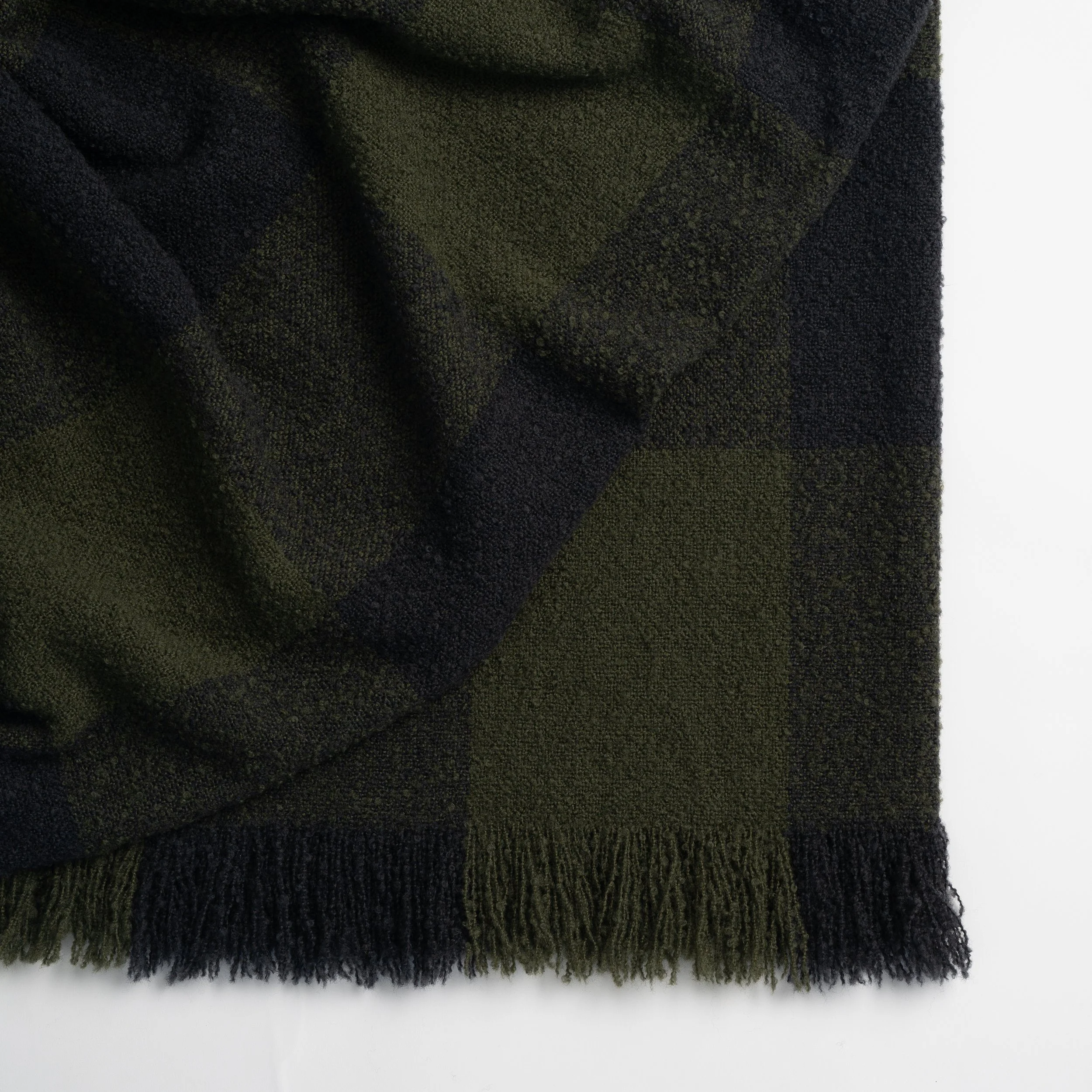 Weave-Havelock-Olive-throw_LGkP4Jy.jpg