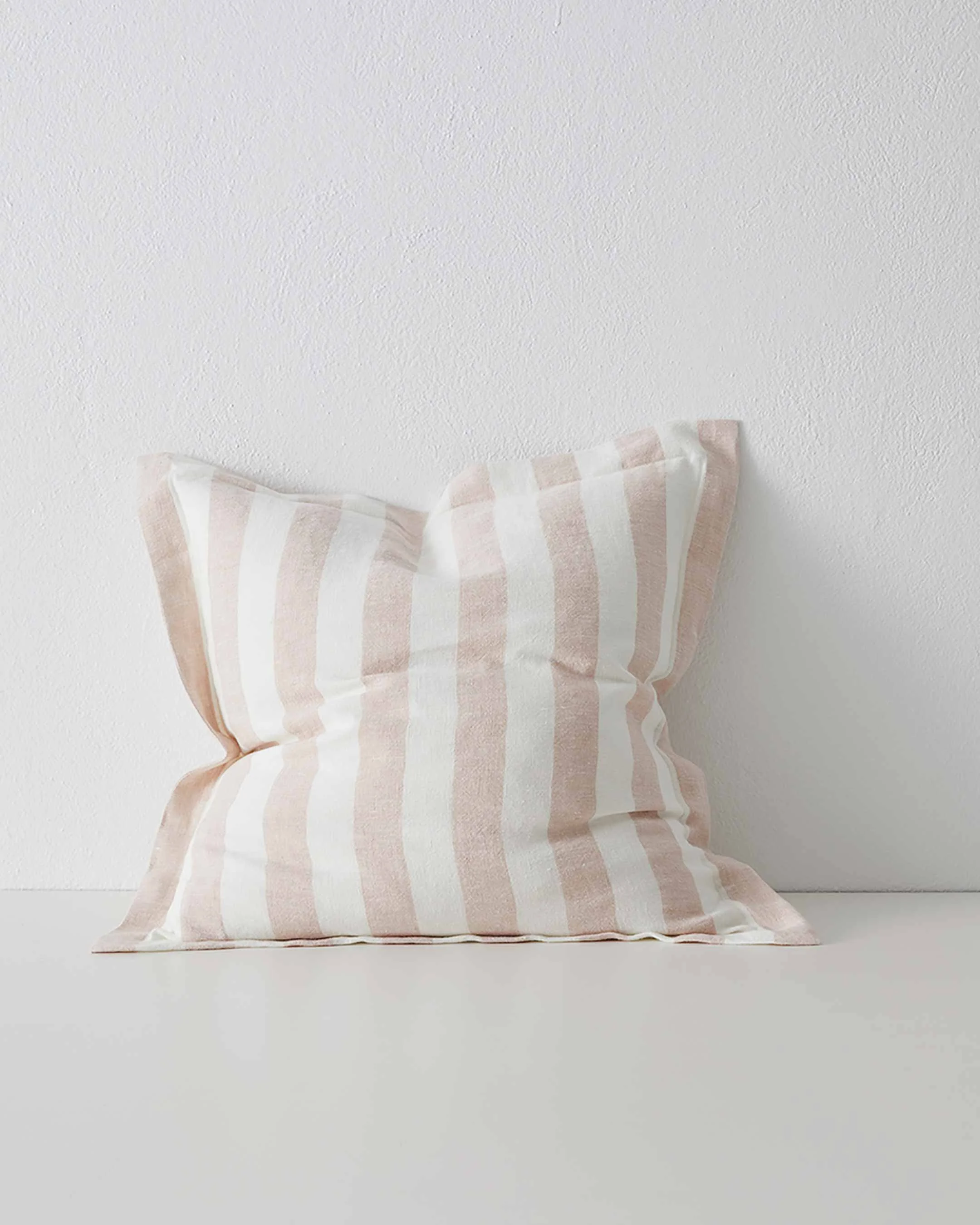 Luca-Blush-cushion.jpg