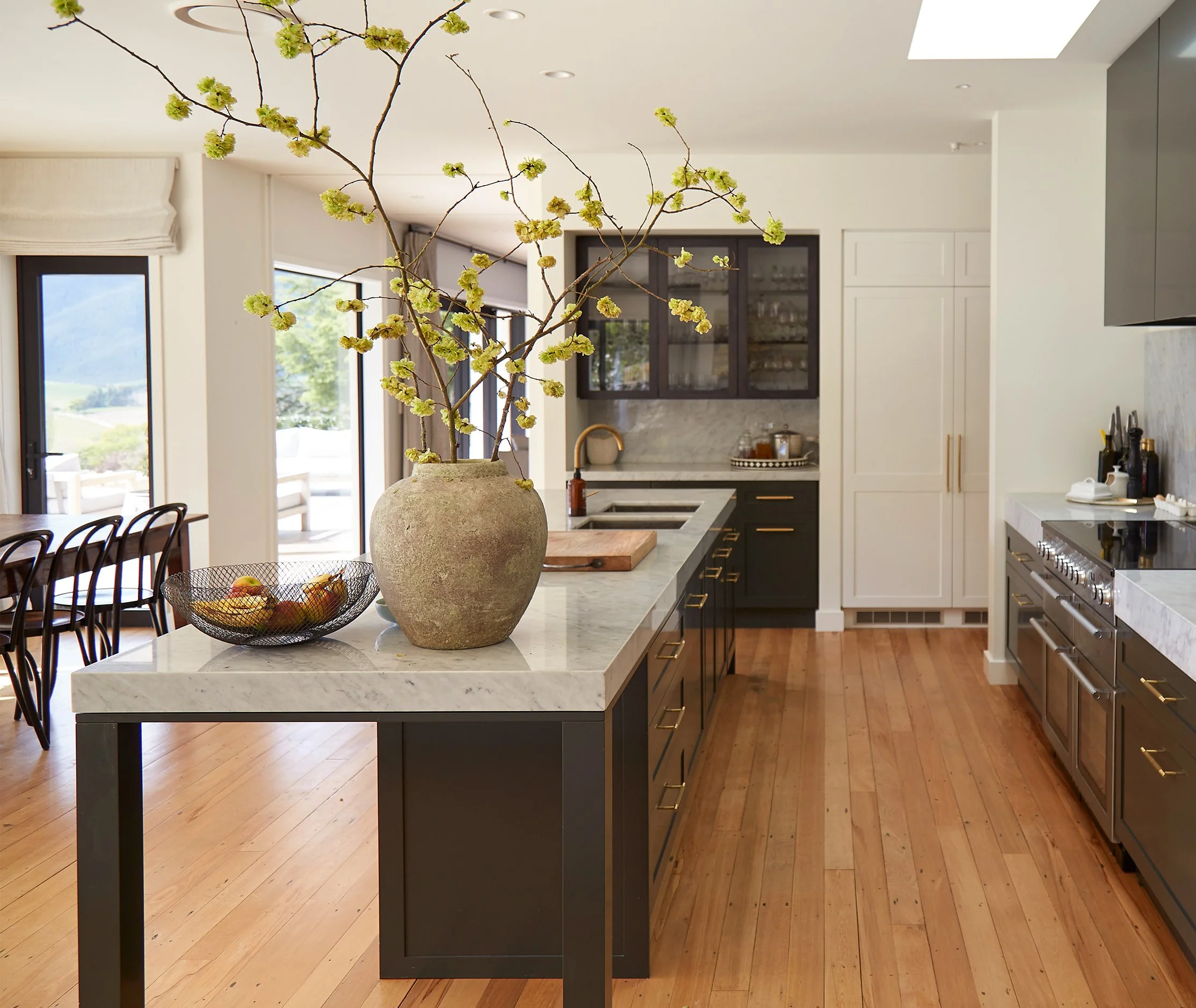 Kitchen_1 crop.jpg