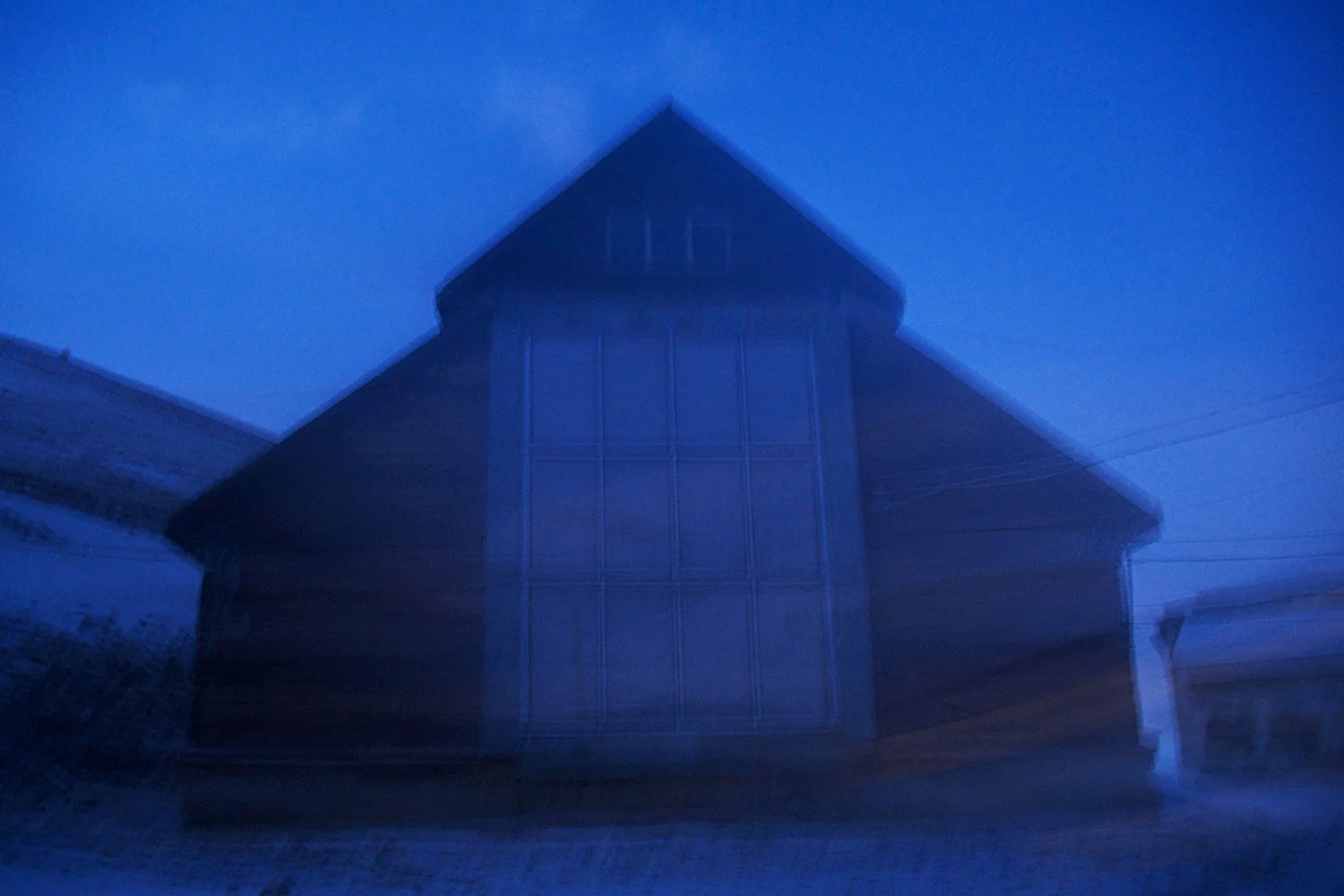 House in blur 1000px.jpg