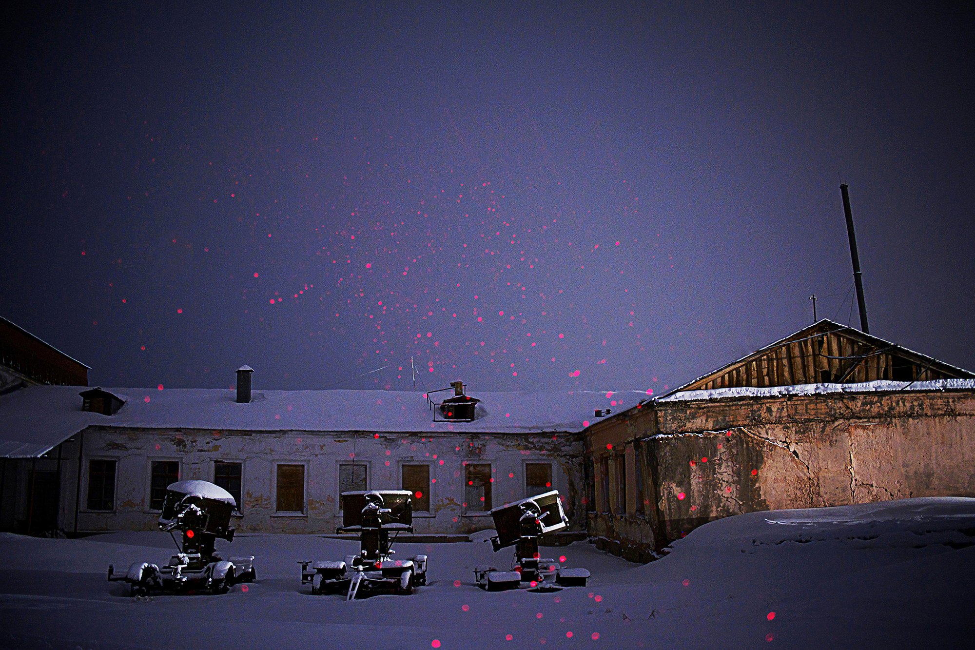Red Snow 2000px.jpg