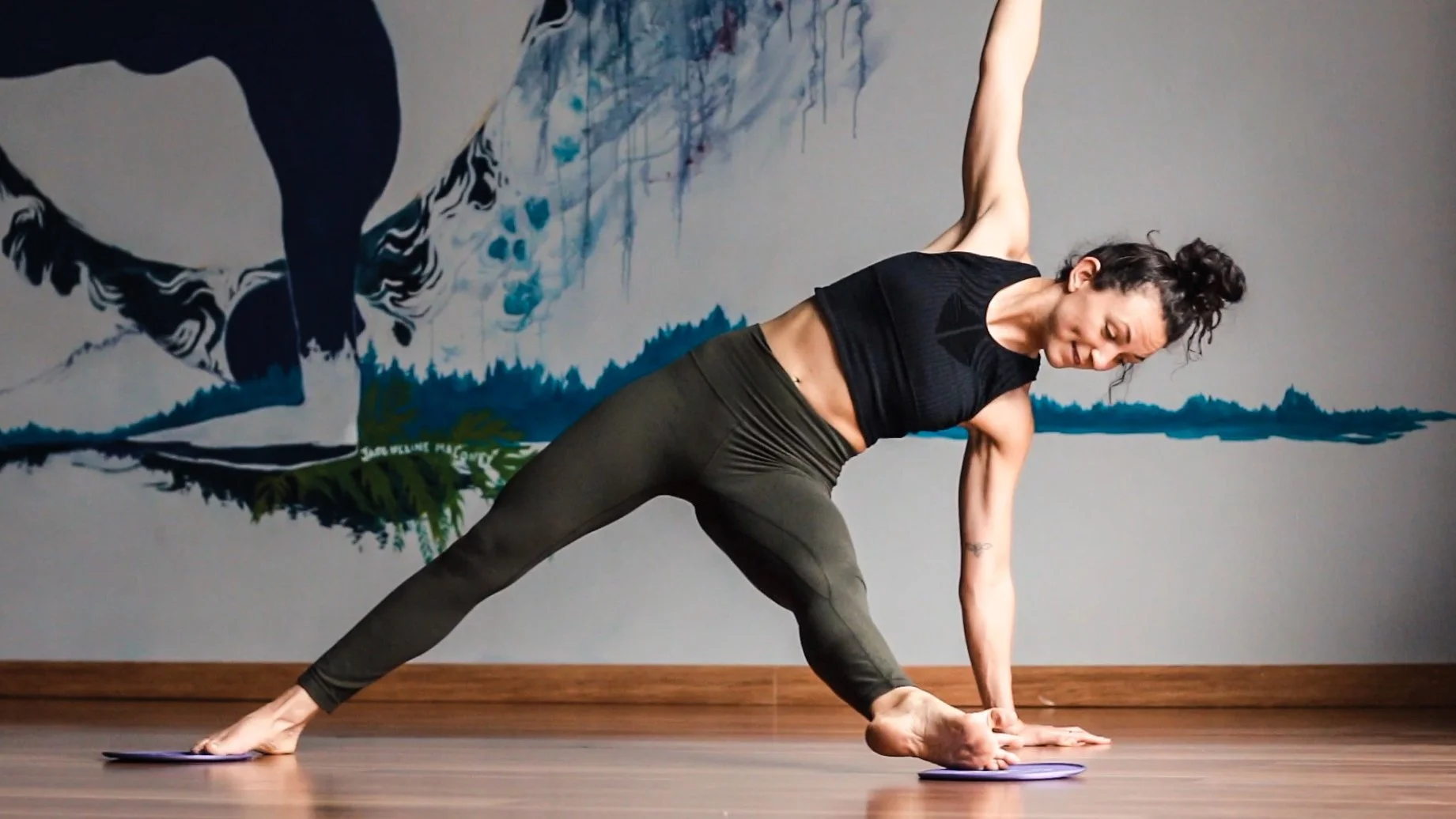 HIIT & flow still 11.jpg