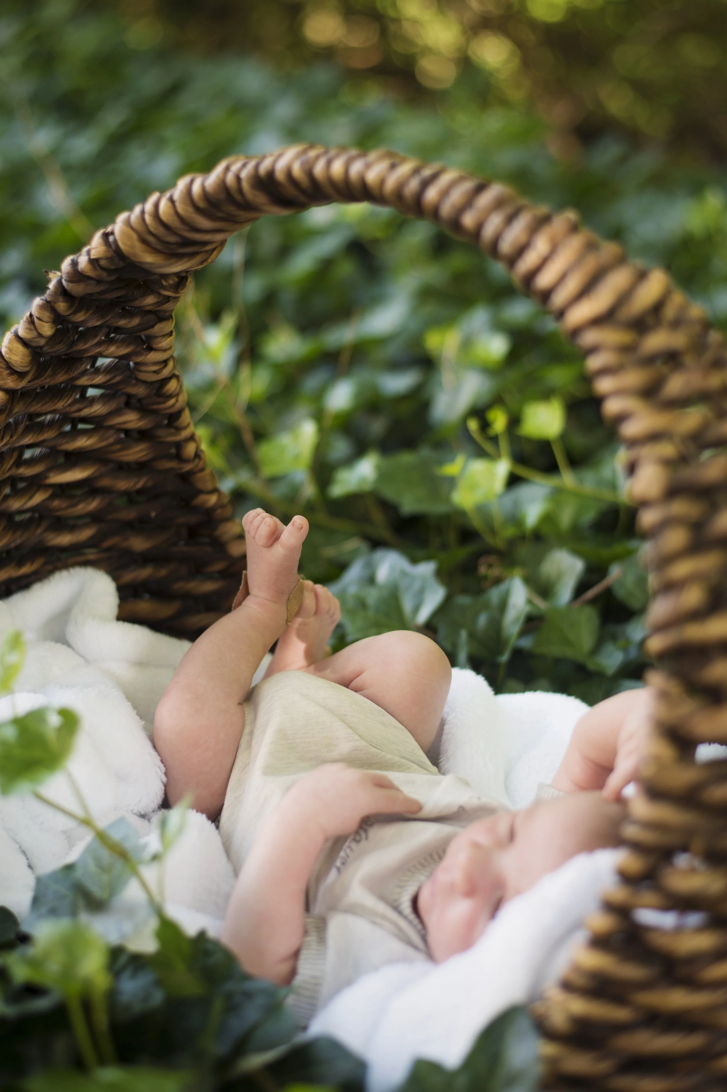 IsaiahNewborn_13.jpg