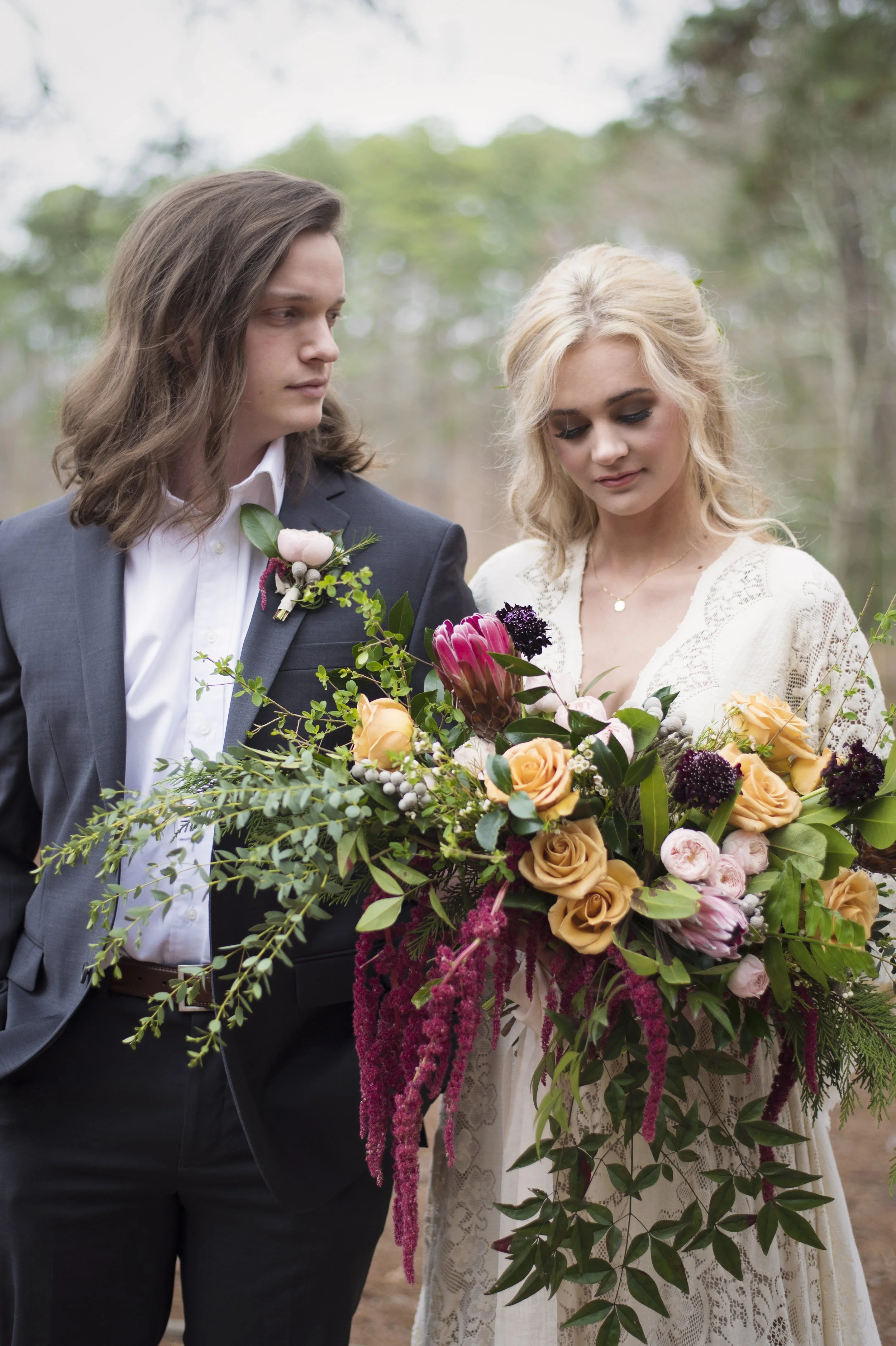 WoodsyElopement_103.jpg