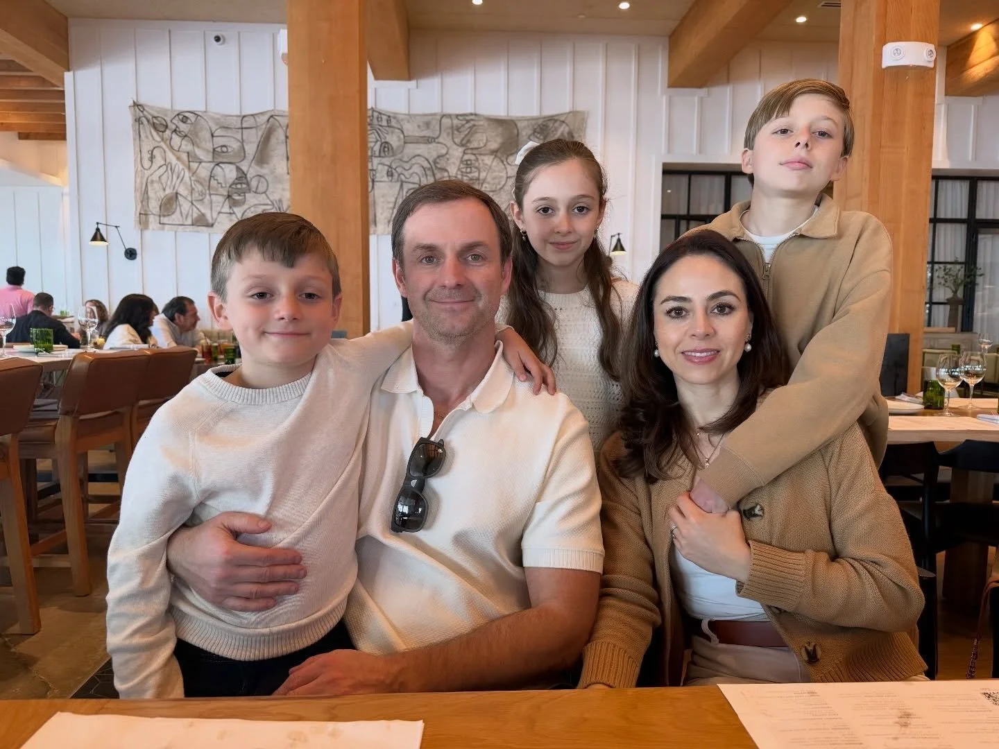 Hoy celebre mi cumplea&ntilde;os numero #43. Hoy celebro la vida, los aprendizajes y todo lo que est&aacute; por venir ✨
Agradecida por un a&ntilde;o m&aacute;s, por las personas que me rodean y por cada momento que me ha tra&iacute;do hasta aqu&iacu