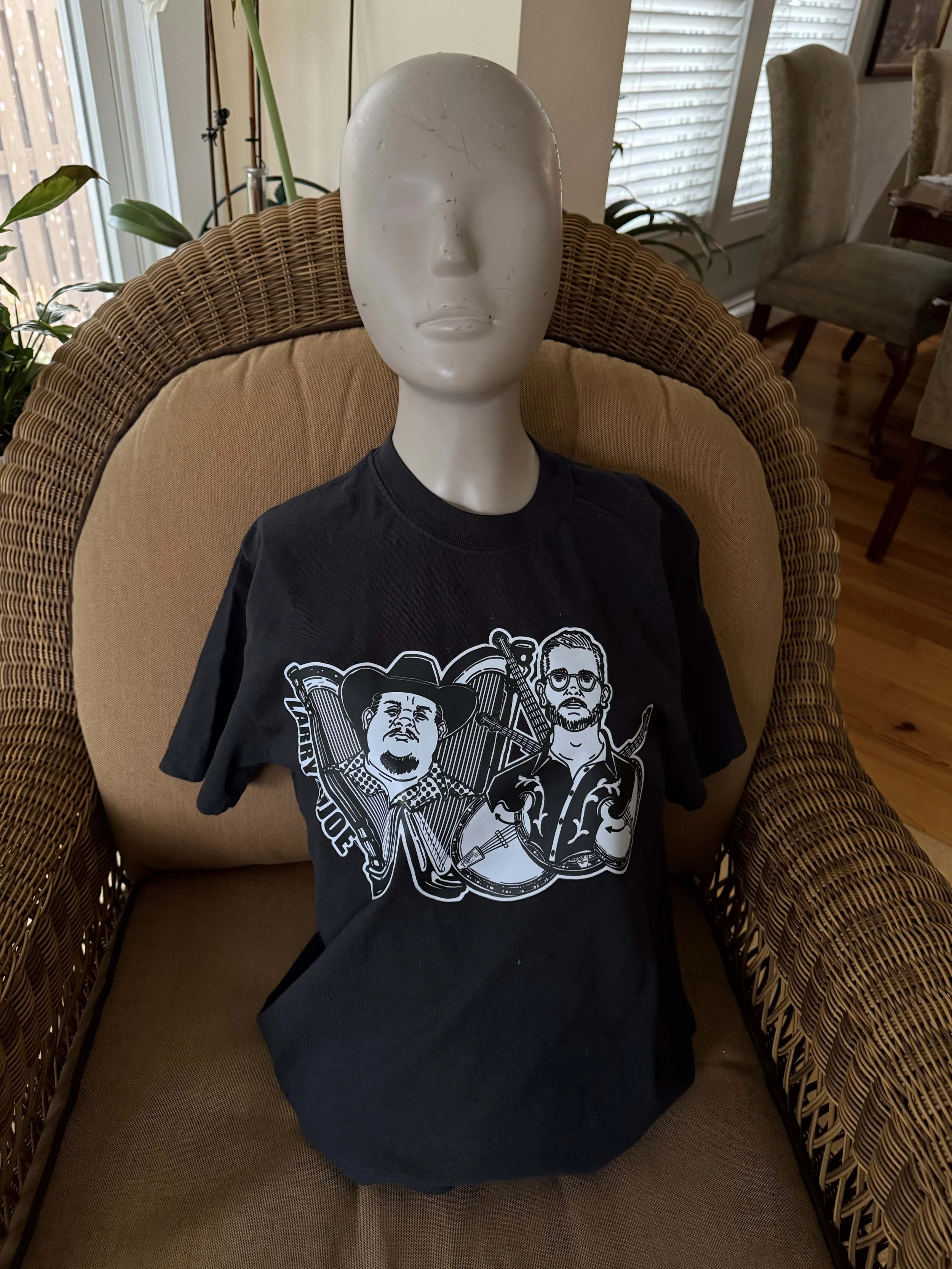 Larry & Joe - Hangry! t-shirt