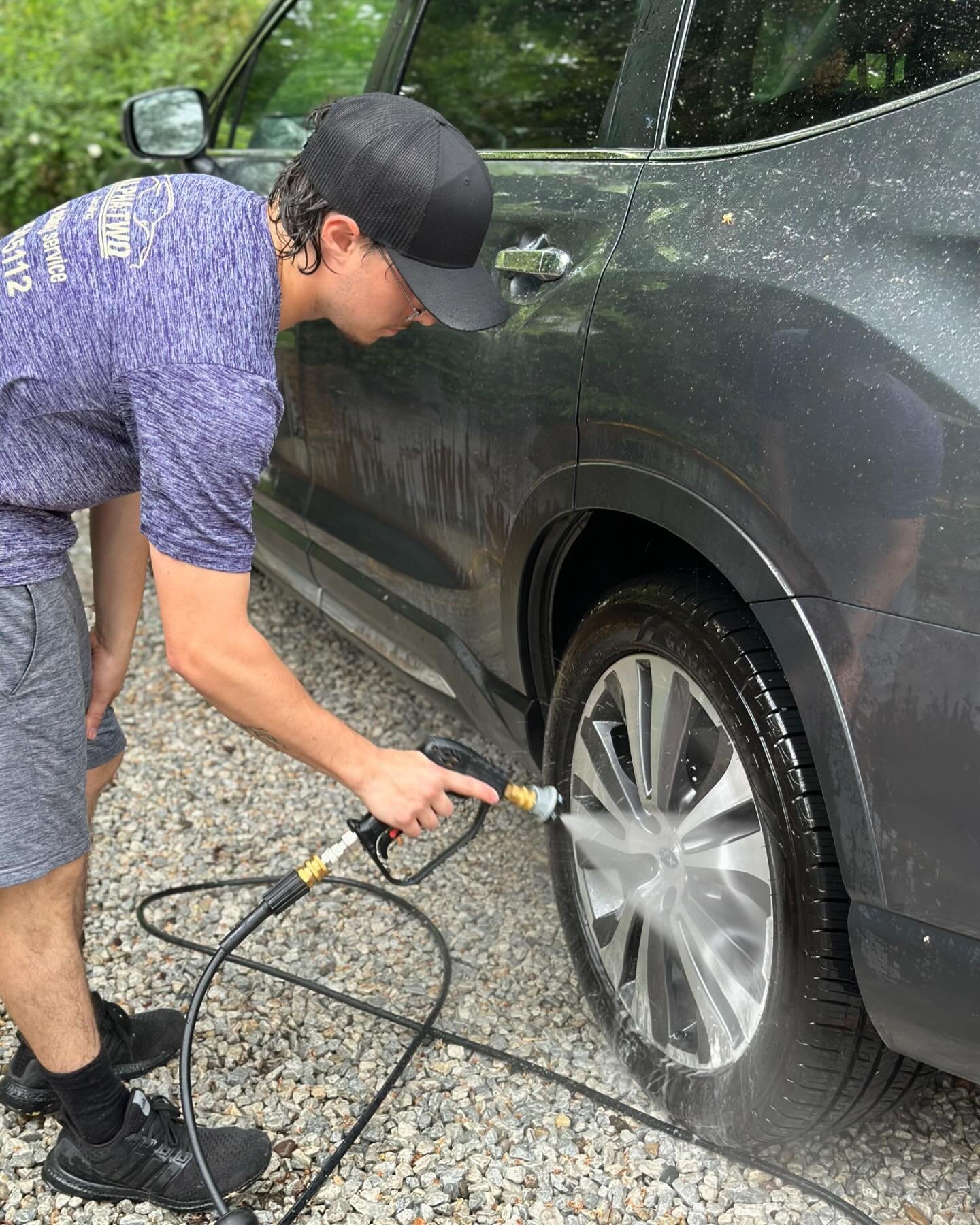 Trust the process 🧽 

#detailing #cardetailing #ceramiccoating #subaru #annarbor #smallbusinessowner