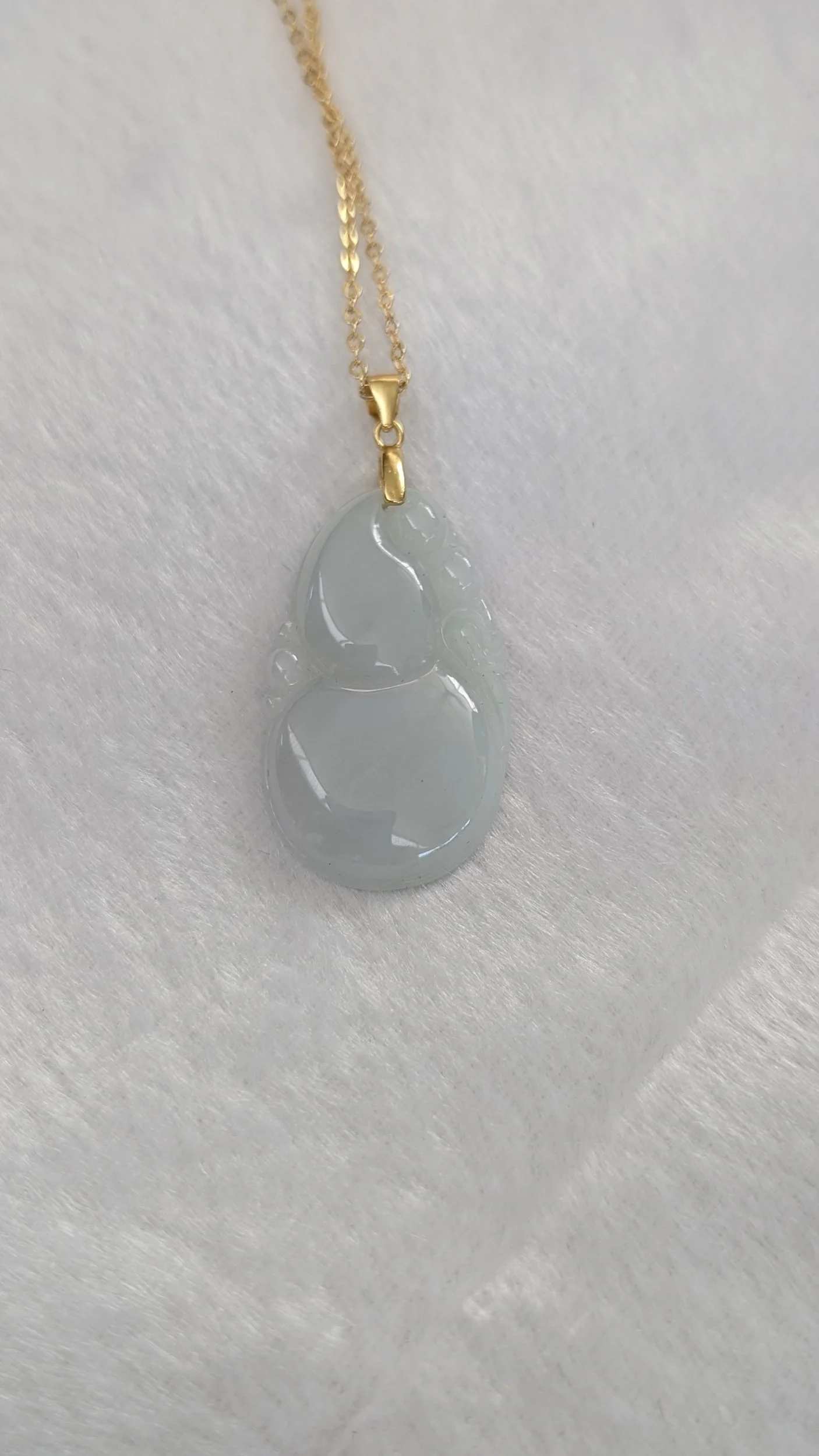 Genuine Grade A Burmese Jadeite Hulu (Gourd) Pendant