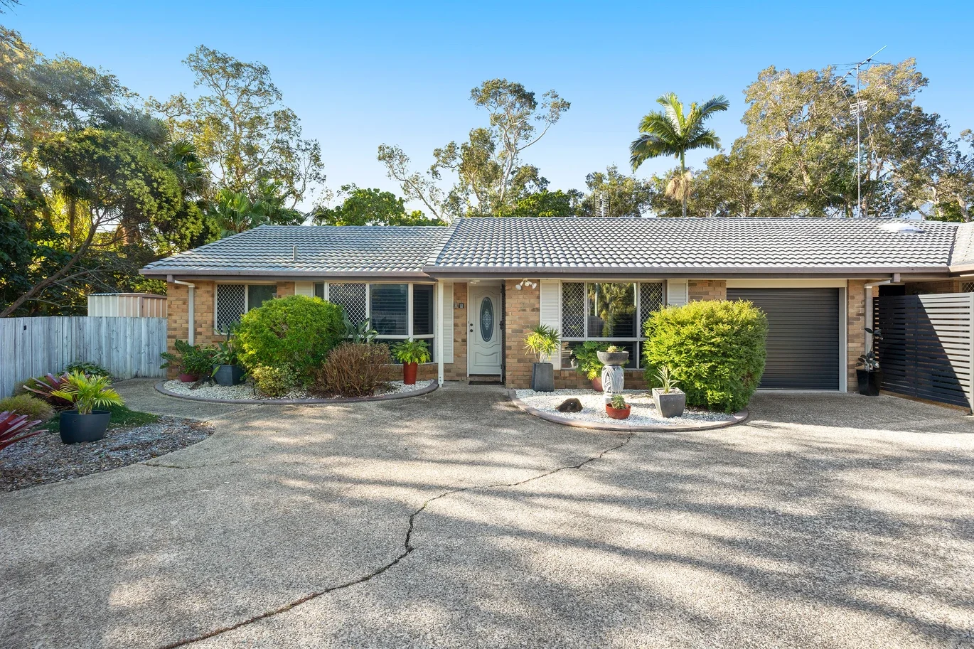 2/126 Amarina Avenue, Mooloolaba