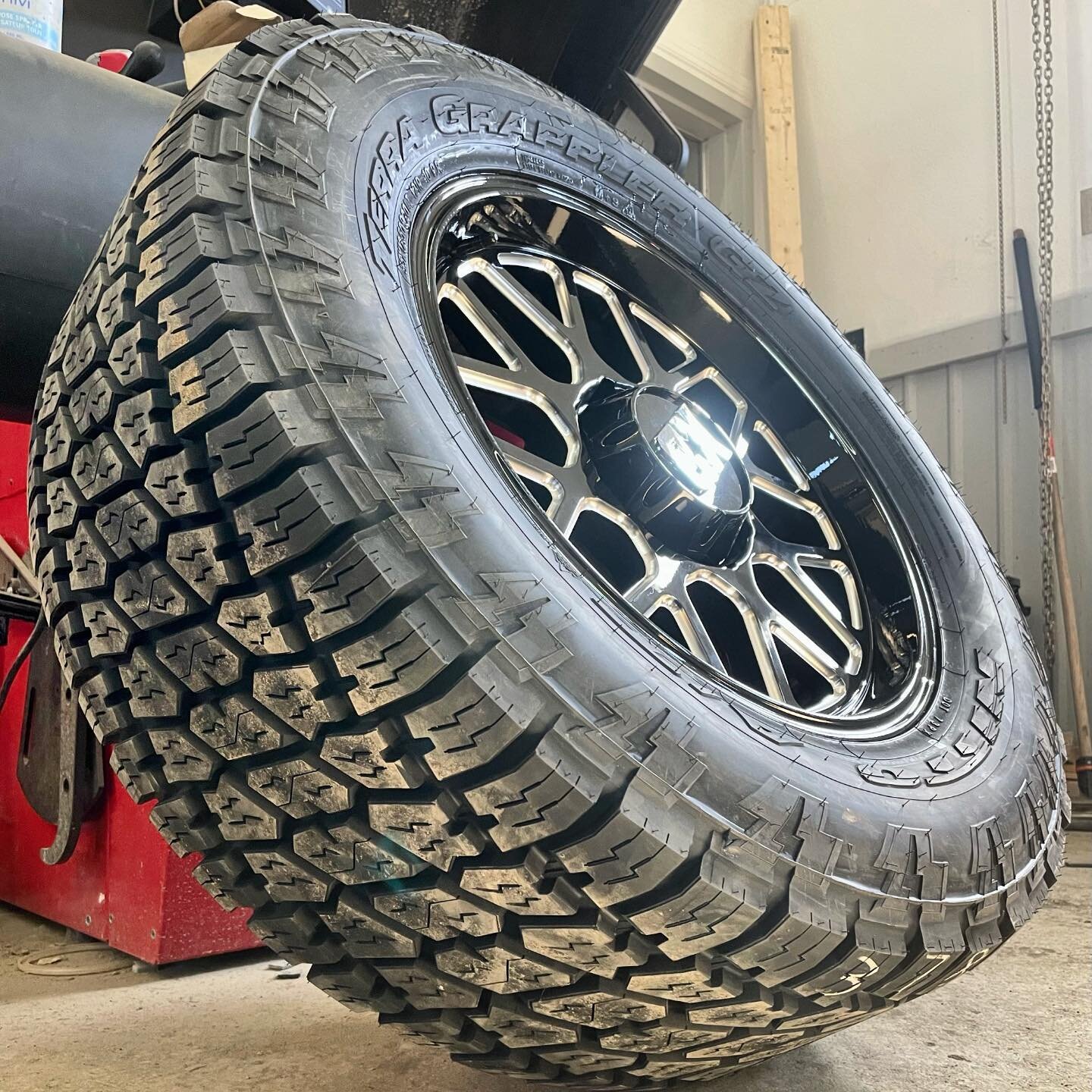 Another set of @nittotire 35&rdquo; Terra Grapplers go out today! We&rsquo;re gearing up for the spring changeover season starting soon, and rebates have started for new sets of tires in many of our major brands! Call the shop to book in today! #vent