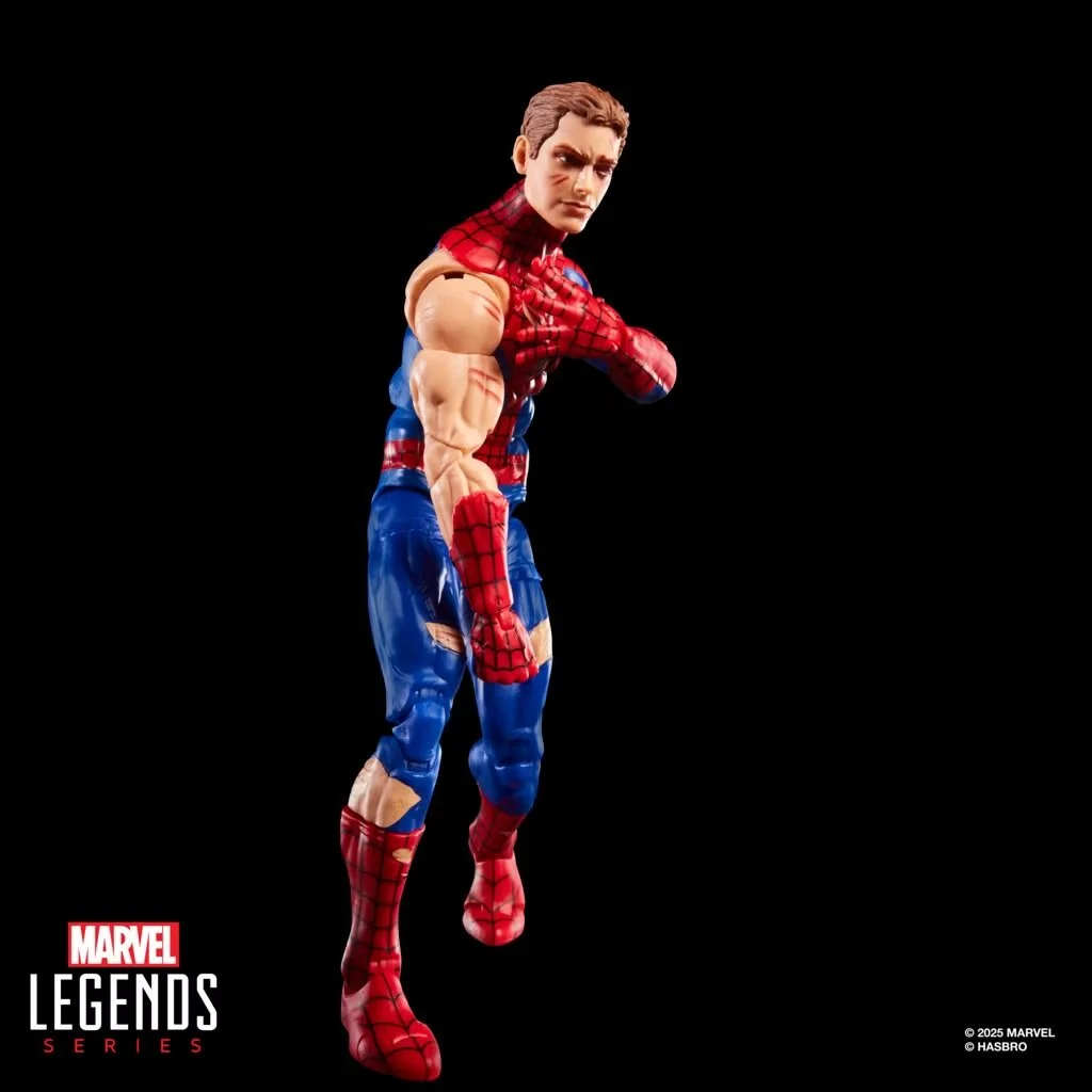 MARVEL-LEGENDS-SERIES-MAGIC-THE-GATHERING-BATTLE-DAMAGED-SPIDER-MAN-4.jpeg