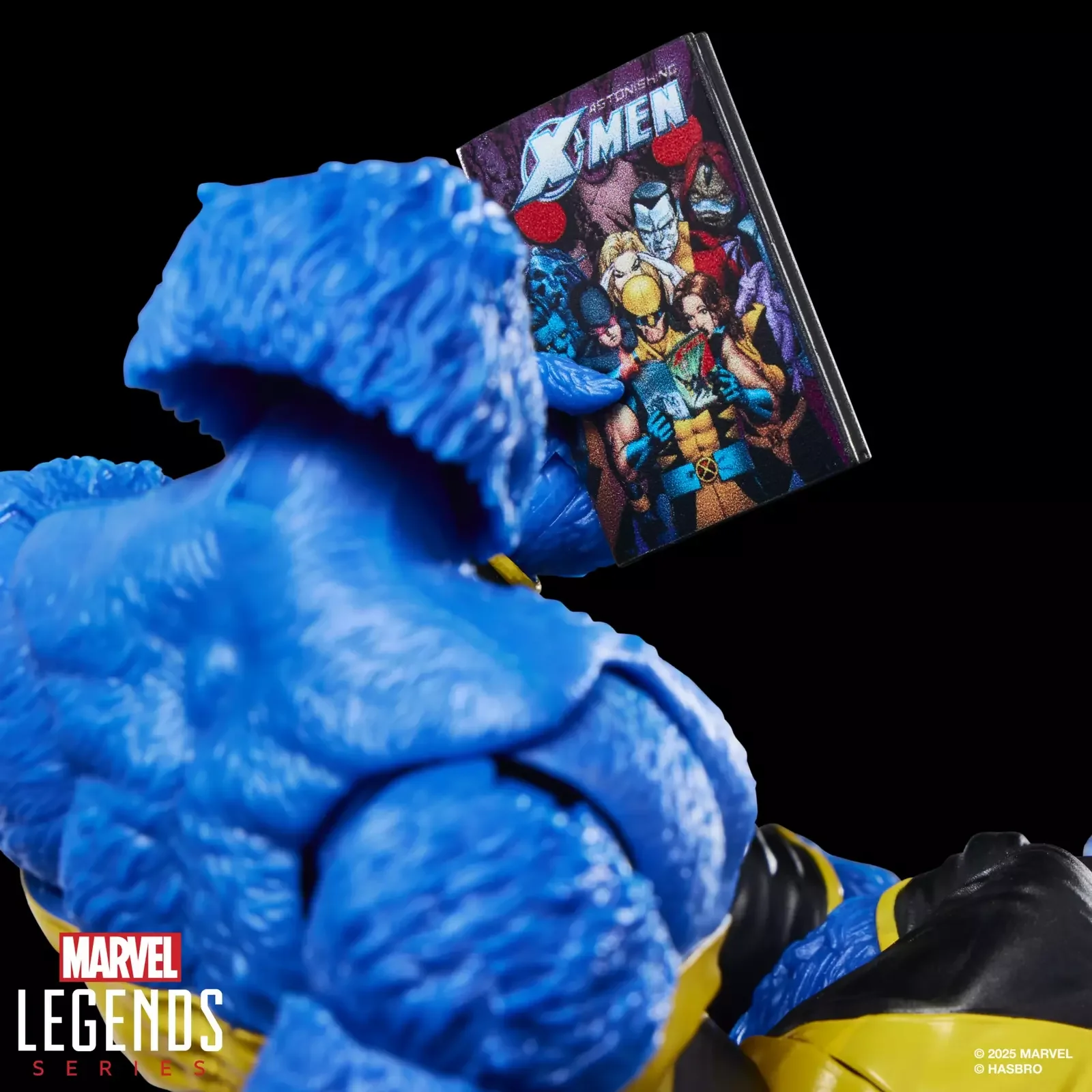 MARVEL-LEGENDS-SERIES-MARVELS-BEAST-5.webp