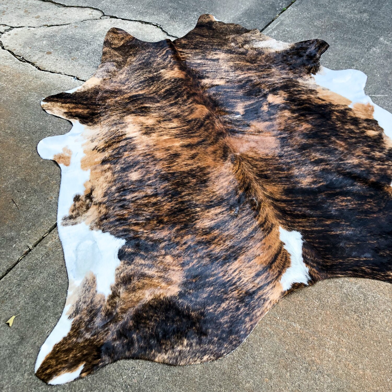 High-Quality cowhide fabric For High-Traffic Areas 