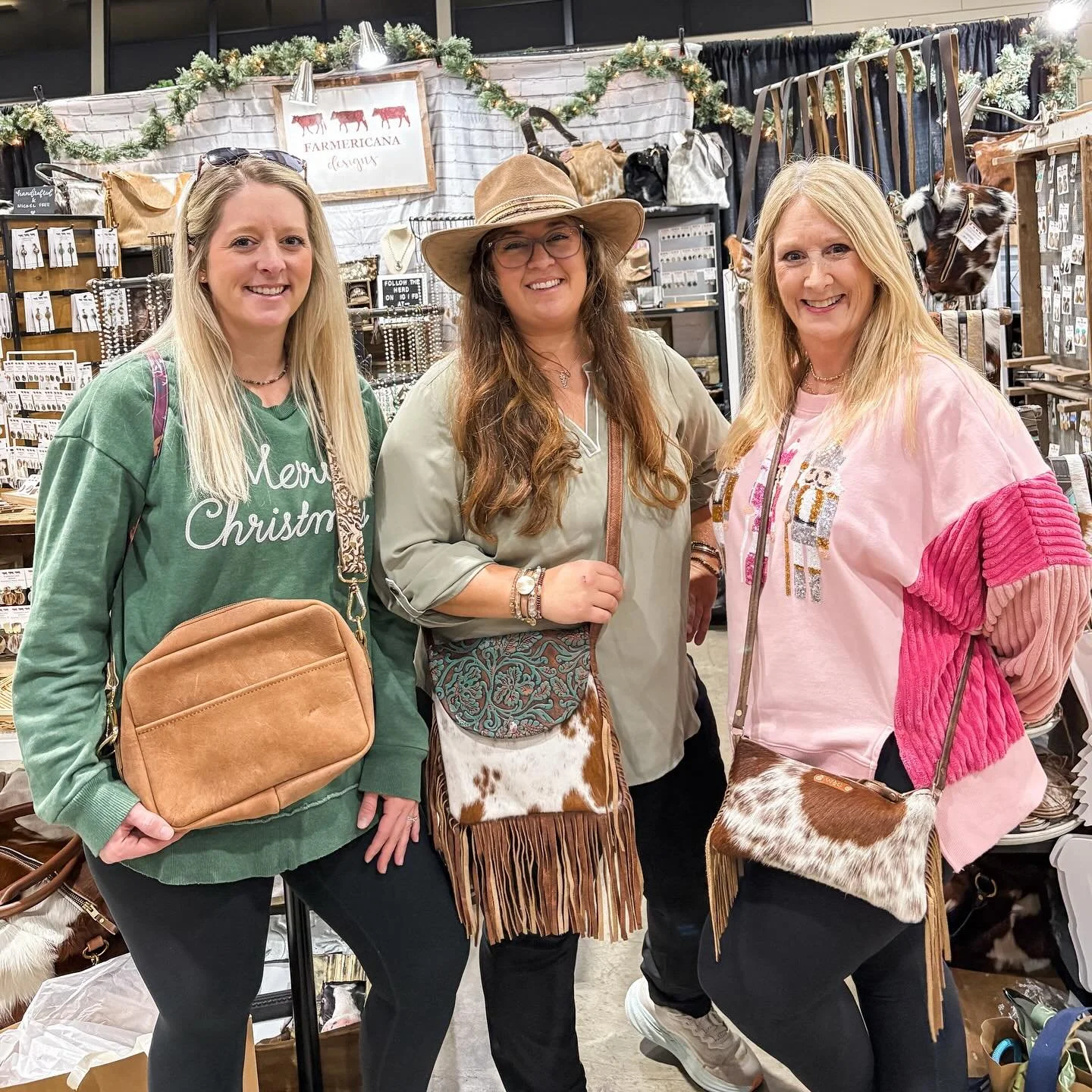 Thank y&rsquo;all so much for shopping with me at Christmas Village!! I hope you love all of your pieces 🤎 Follow the herd to South Carolina you are up next!! 🐄🐂🐃 @hollyjollyfair is THIS WEEKEND!! I can&rsquo;t wait!! 👏🏼 See you there!