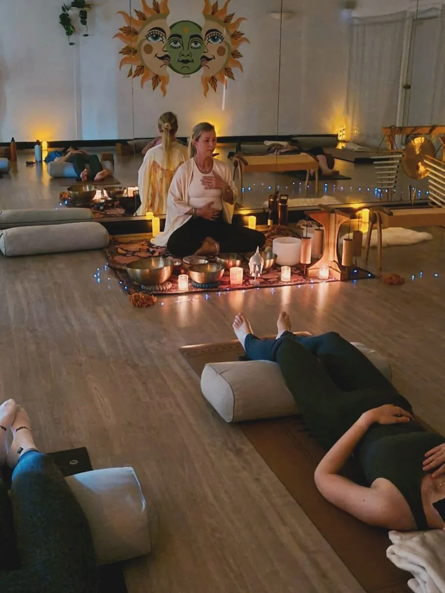 🙏 Thank you Eve for sharing your Restorative Yoga and Soundbath Journeys at Shala over the year. Your gift, care and love is very appreciated.

We look forward to welcoming Eve for more events in the New Year. 🫶

#seeyouintheshala #shalaevents #res