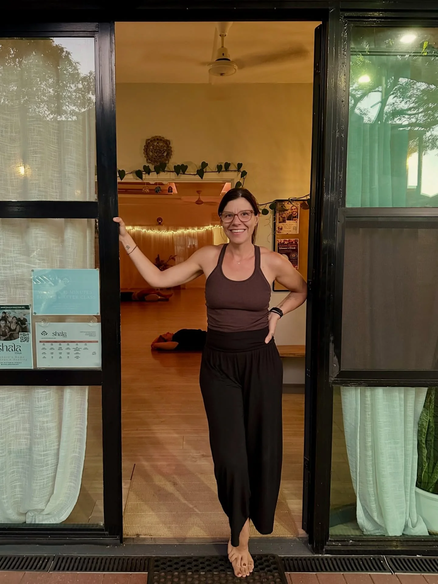 🫶 Gyani is ready to welcome you this Sunday at 4.30pm for Yin Yang Nidra - a 75min reset to help you ease into your working week.

We love this class because it balances warming movements with longer held shapes, before ending with a deeply healing 