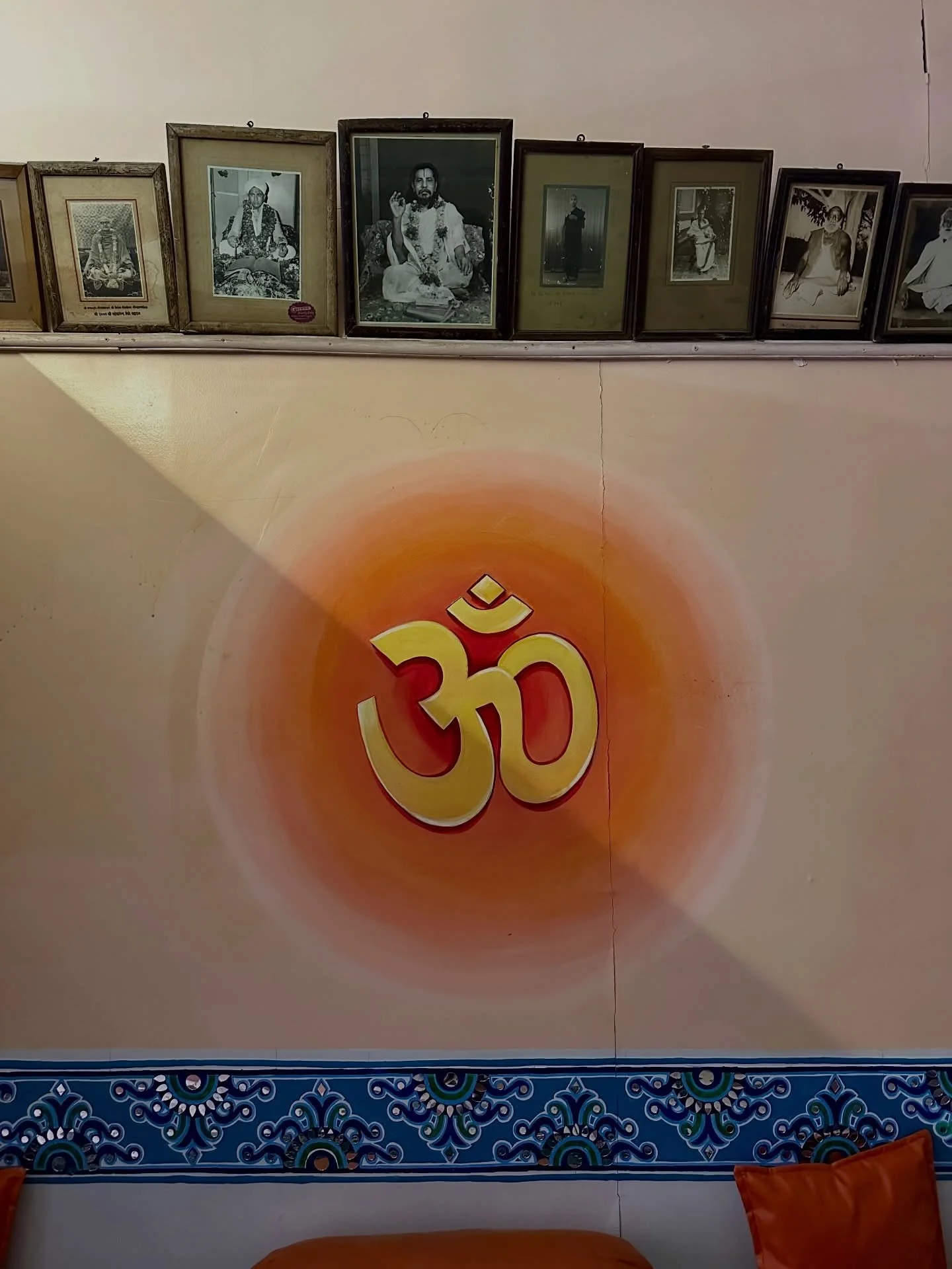 Why do we chant &lsquo;Om&rsquo;? 🕉️

Om is a sacred, primordial sound vibration that unites mind, body and spirit - creating profound mental calmness, reducing stress and promoting emotional balance.

When we chant Om we immediately connect with ou