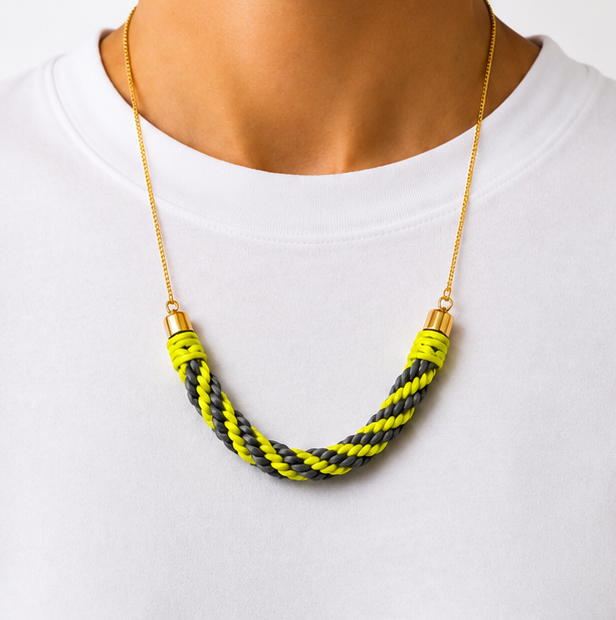 rebel twist necklace 1.png