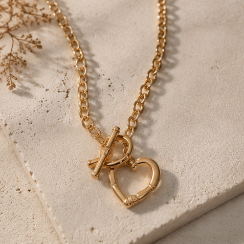glasses necklace 2.png