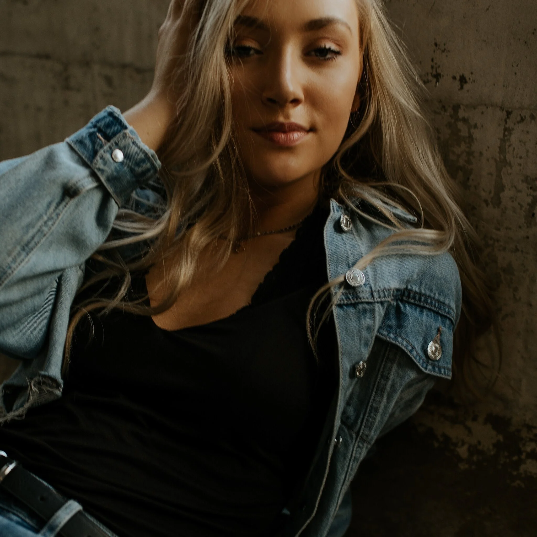 Downtown LNK Senior Session - Andrea - Lincoln Nebraska Senior Photographer